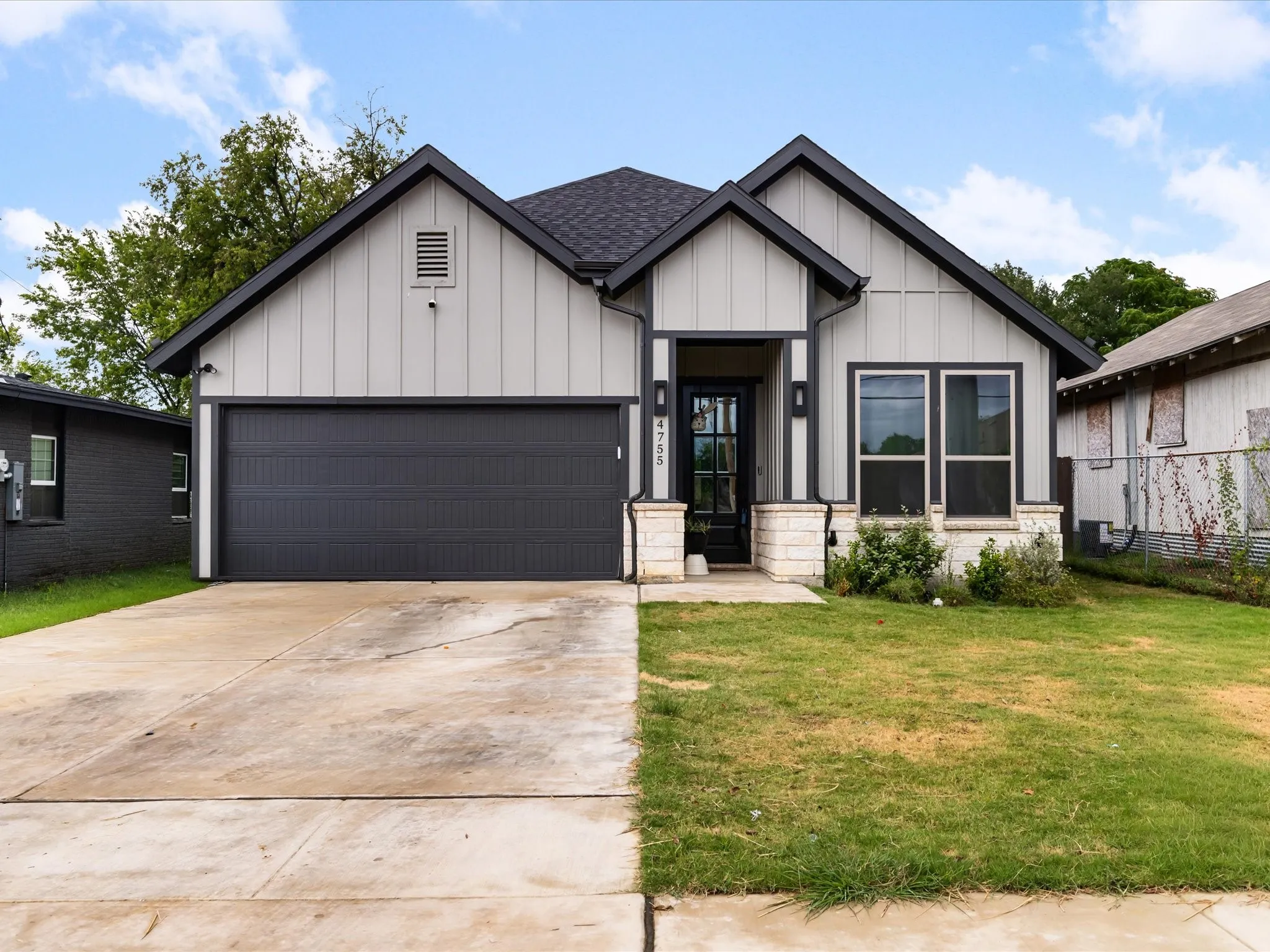 Single Family Residence For Sale in Tarrant County , 4755 Ramey Avenue, Fort Worth, Texas 76105, 4 Bedroom, 2 Bathroom, 2 Garage spaces, 1,935 Sqft, built in 2025, mls#21189902, Real Estate Agent in Fort Worth, Homes For Sale in Tarrant county, Homes For Sale in Fort Worth, Realtor in Fort Worth Texas, Real Estate Brokerage Independent Realty Texas, Luminita Cordes Realtor