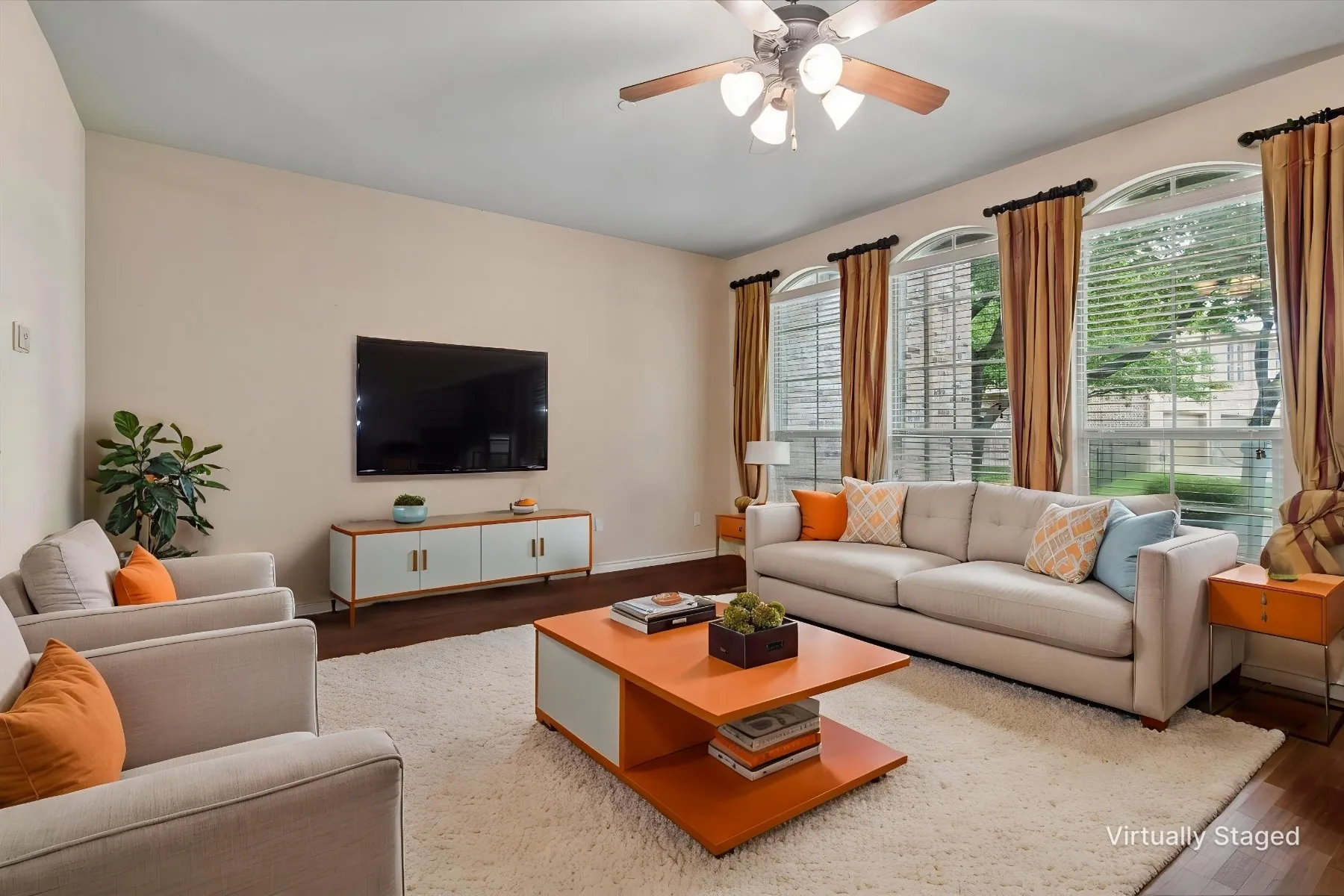 Townhouse For Sale in Collin County , 5566 Grosseto Drive, Frisco, Texas 75034, 2 Bedrooms, 3 Bathrooms, 2 Garage spaces, 1,670 Sqft, built in 2008, Price $360,000, mls#21318363, Real Estate Agent in Frisco, Homes For Sale in Collin county, Homes For Sale in Frisco, Realtor in Frisco Texas, Real Estate Brokerage Independent Realty Texas, Luminita Cordes Realtor