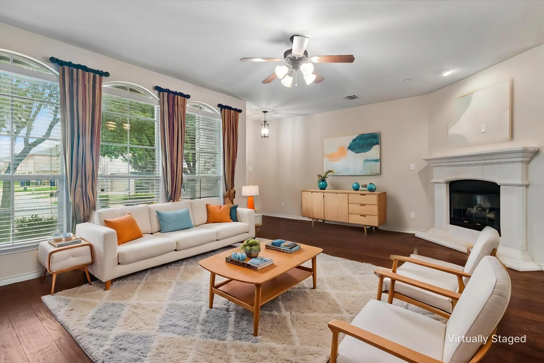 Townhouse For Sale in Collin County , 5566 Grosseto Drive, Frisco, Texas 75034, 2 Bedrooms, 3 Bathrooms, 2 Garage spaces, 1,670 Sqft, built in 2008, Price $360,000, mls#21318363, Real Estate Agent in Frisco, Homes For Sale in Collin county, Homes For Sale in Frisco, Realtor in Frisco Texas, Real Estate Brokerage Independent Realty Texas, Luminita Cordes Realtor