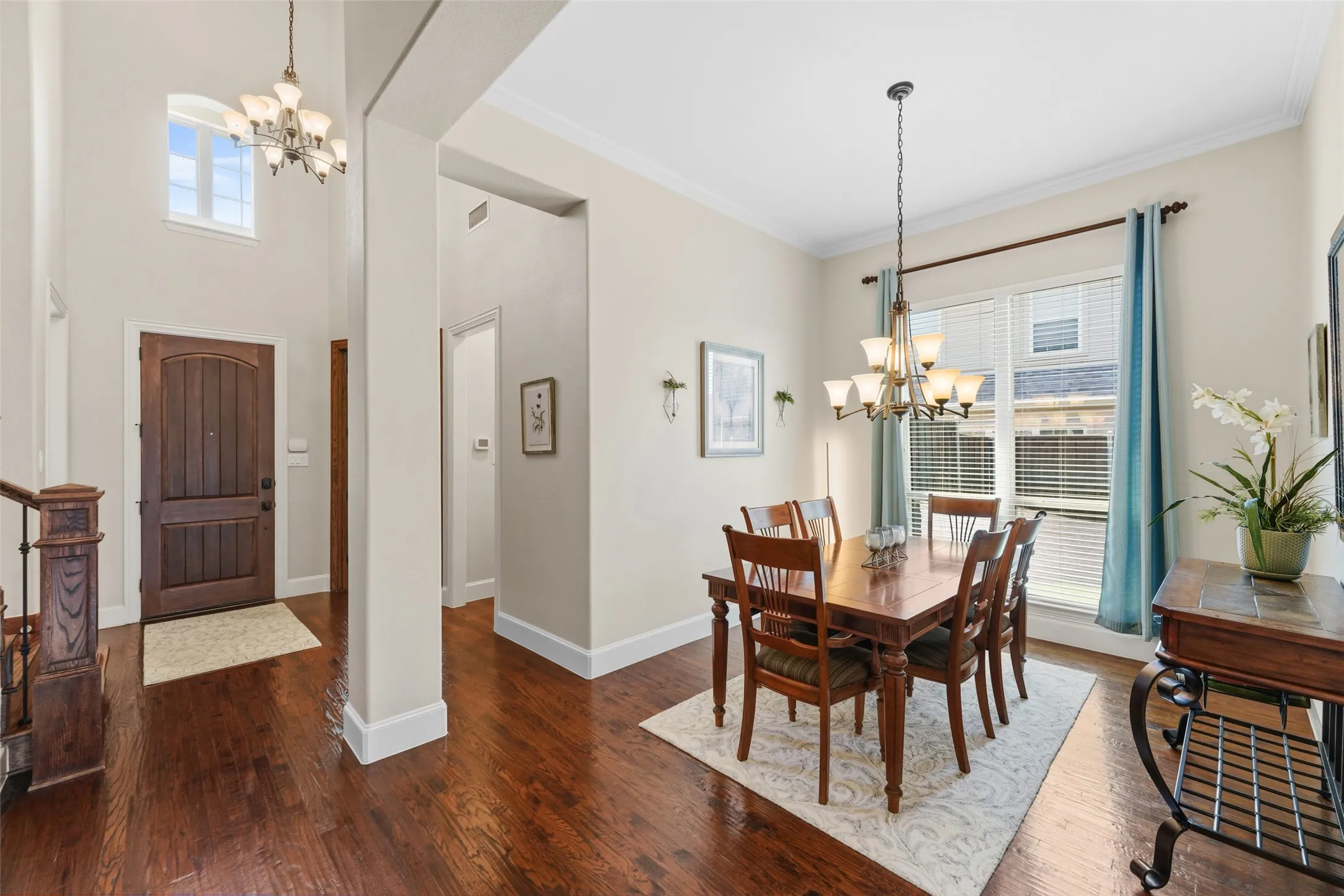 Single Family Residence For Sale in Collin County , 8747 Kelvington Drive, Frisco, Texas 75035, 4 Bedroom, 4 Bathroom, 3 Garage spaces, 3,435 Sqft, built in 2011, mls#21283416, Real Estate Agent in Frisco, Homes For Sale in Collin county, Homes For Sale in Frisco, Realtor in Frisco Texas, Real Estate Brokerage Independent Realty Texas, Luminita Cordes Realtor