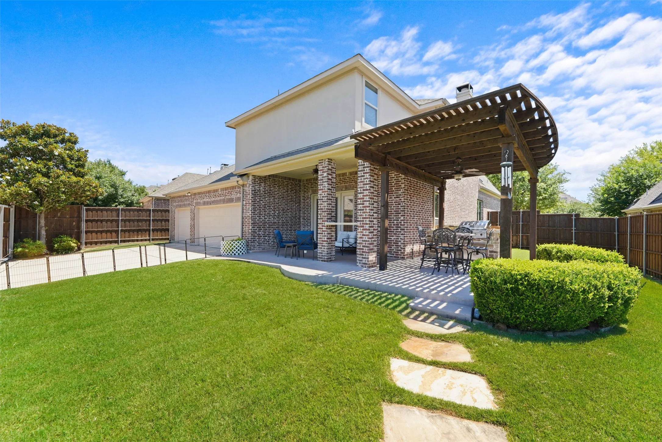 Extended Outdoor Living Space w-Pergola, Outdoor Built-In Grill, Hightop Bar & Covered Patio