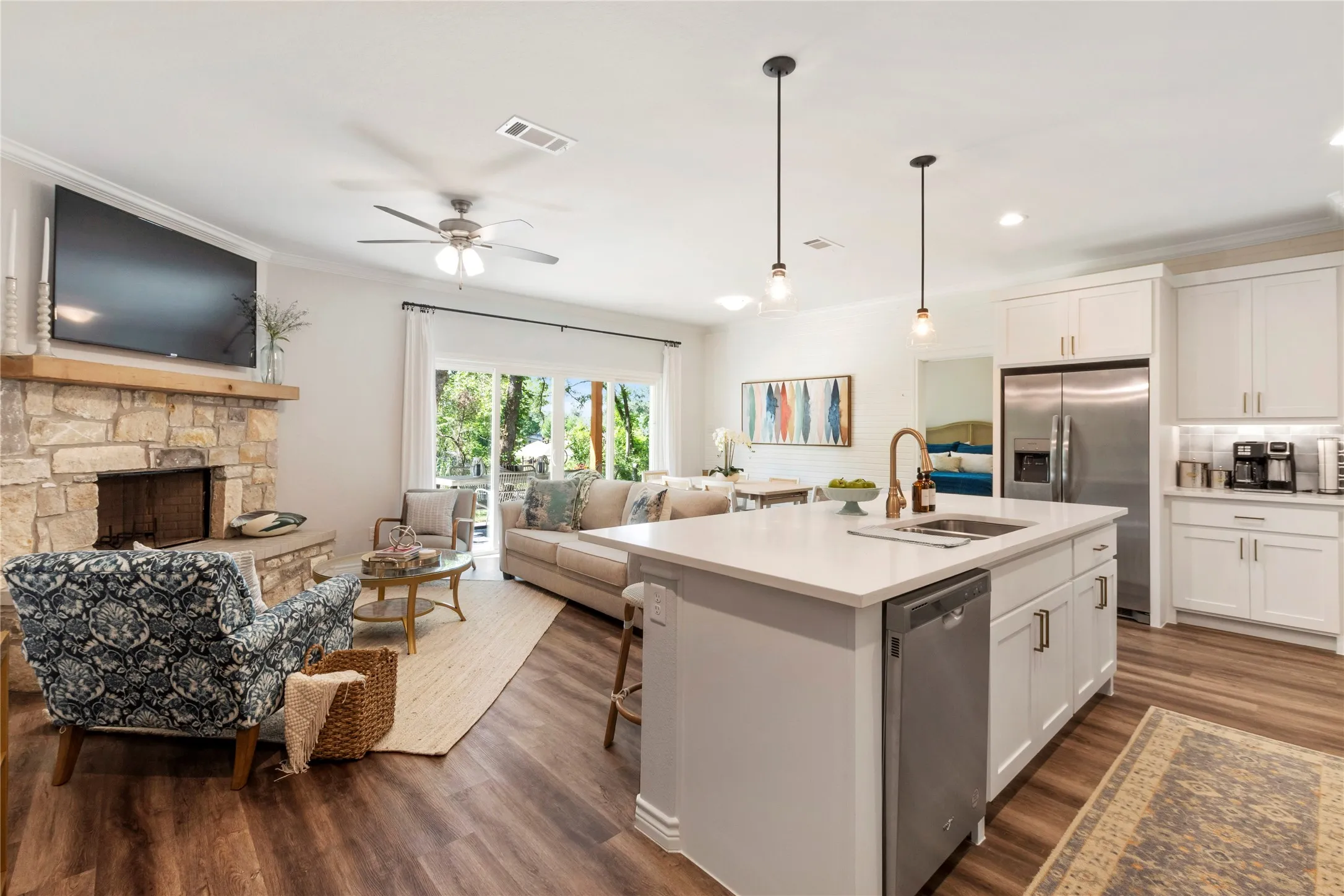 Single Family Residence For Sale in Henderson County , 225 Ben Lacy Drive, Gun Barrel City, Texas 75156, 3 Bedroom, 2 Bathroom, 2 Garage spaces, 1,572 Sqft, built in 2022, mls#21318557, Real Estate Agent in Gun Barrel City, Homes For Sale in Henderson county, Homes For Sale in Gun Barrel City, Realtor in Gun Barrel City Texas, Real Estate Brokerage Independent Realty Texas, Luminita Cordes Realtor