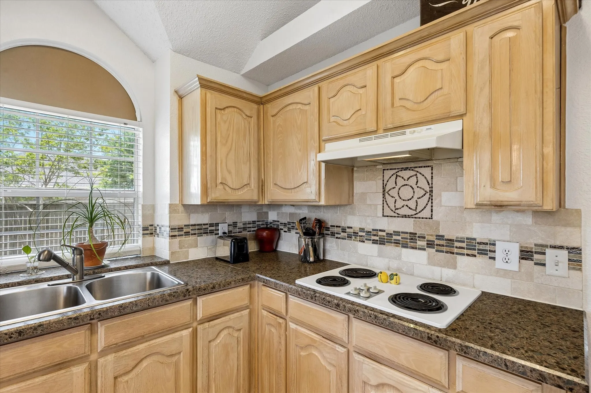 Lots of Cabinet Space.