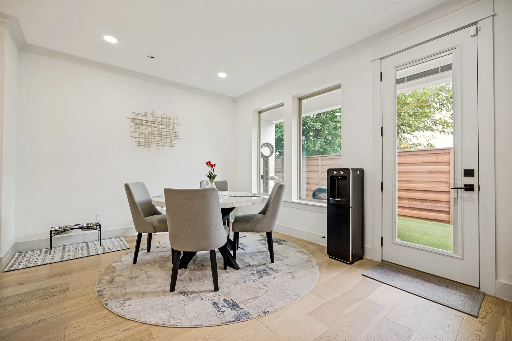 Single Family Residence For Sale in Dallas County , 1325 Compton Street, Dallas, Texas 75203, 3 Bedroom, 4 Bathroom, 2 Garage spaces, 2,600 Sqft, built in 2023, mls#21318543, Real Estate Agent in Dallas, Homes For Sale in Dallas county, Homes For Sale in Dallas, Realtor in Dallas Texas, Real Estate Brokerage Independent Realty Texas, Luminita Cordes Realtor