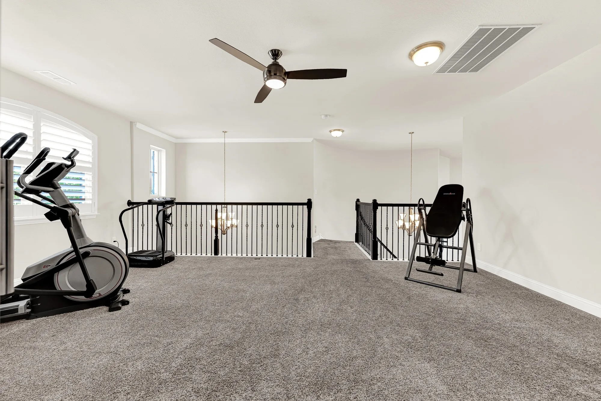 Single Family Residence For Sale in Collin County , 13882 Gibraltar Lane, Frisco, Texas 75035, 5 Bedroom, 5 Bathroom, 2 Garage spaces, 3,582 Sqft, built in 2016, mls#21316015, Real Estate Agent in Frisco, Homes For Sale in Collin county, Homes For Sale in Frisco, Realtor in Frisco Texas, Real Estate Brokerage Independent Realty Texas, Luminita Cordes Realtor