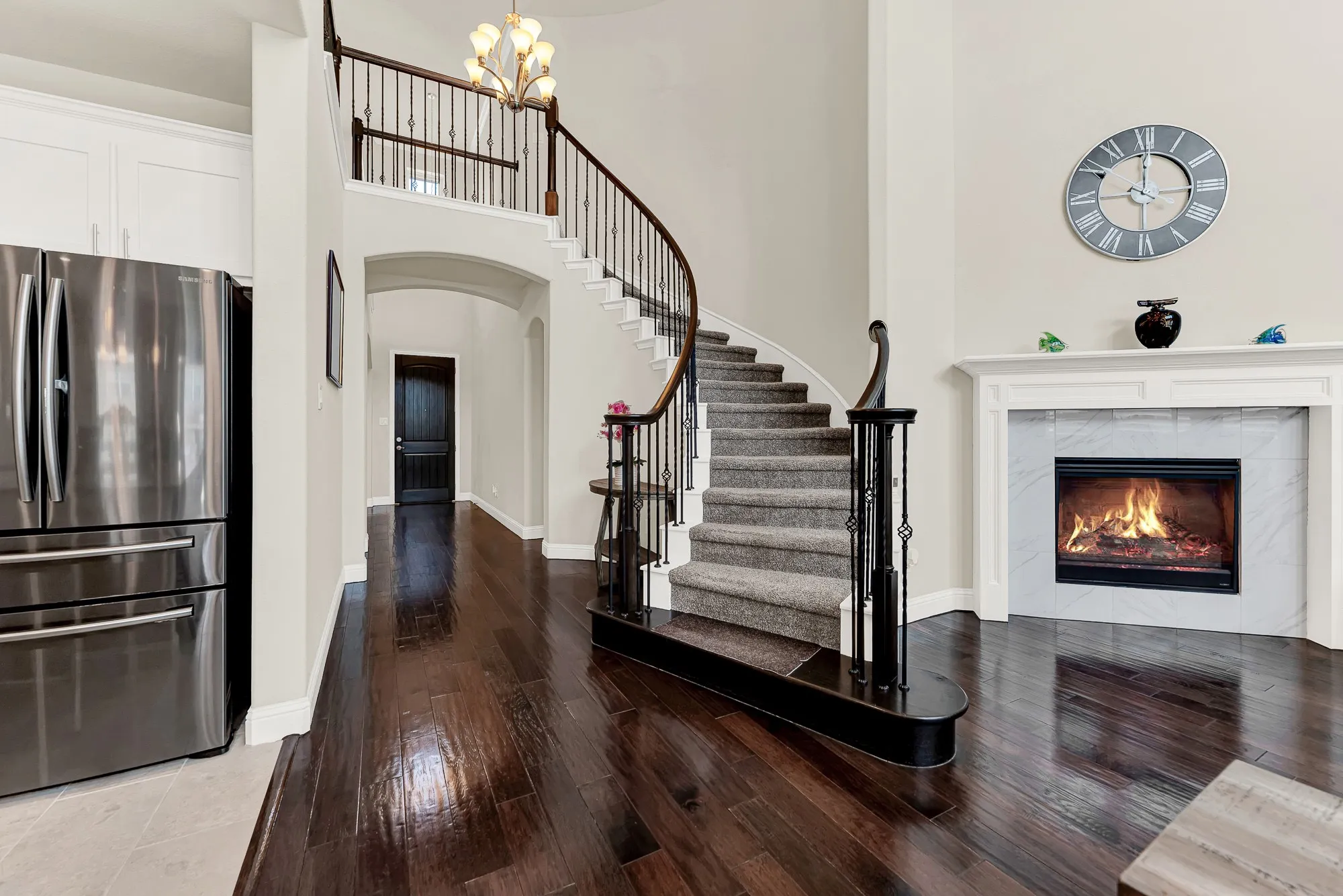 Single Family Residence For Sale in Collin County , 13882 Gibraltar Lane, Frisco, Texas 75035, 5 Bedroom, 5 Bathroom, 2 Garage spaces, 3,582 Sqft, built in 2016, mls#21316015, Real Estate Agent in Frisco, Homes For Sale in Collin county, Homes For Sale in Frisco, Realtor in Frisco Texas, Real Estate Brokerage Independent Realty Texas, Luminita Cordes Realtor