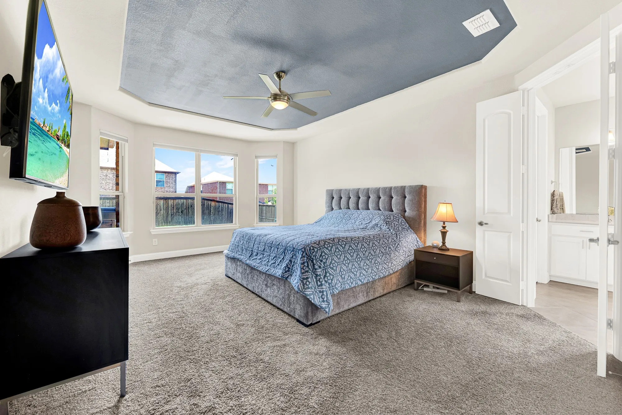 Single Family Residence For Sale in Collin County , 13882 Gibraltar Lane, Frisco, Texas 75035, 5 Bedroom, 5 Bathroom, 2 Garage spaces, 3,582 Sqft, built in 2016, mls#21316015, Real Estate Agent in Frisco, Homes For Sale in Collin county, Homes For Sale in Frisco, Realtor in Frisco Texas, Real Estate Brokerage Independent Realty Texas, Luminita Cordes Realtor