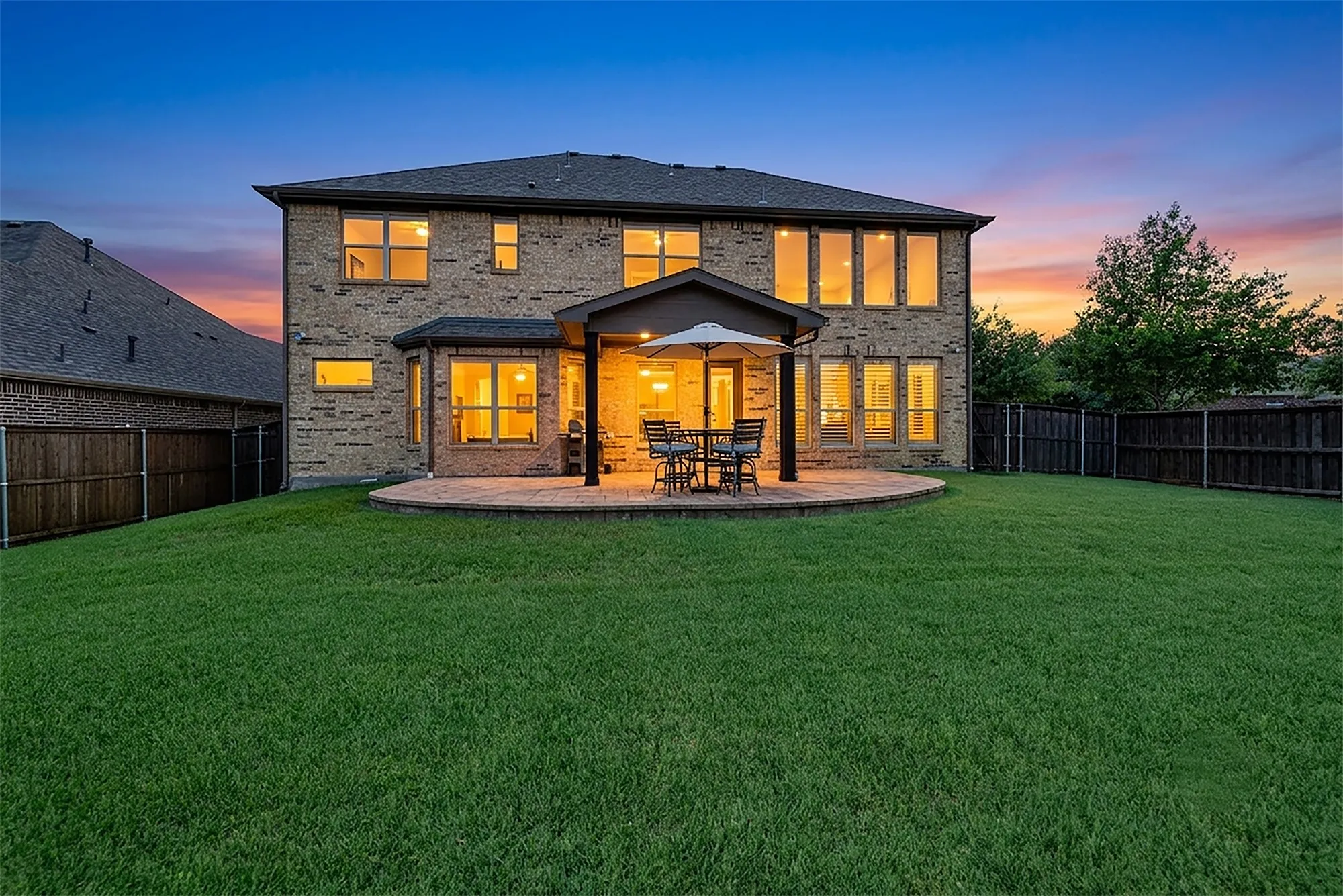 Single Family Residence For Sale in Collin County , 13882 Gibraltar Lane, Frisco, Texas 75035, 5 Bedroom, 5 Bathroom, 2 Garage spaces, 3,582 Sqft, built in 2016, mls#21316015, Real Estate Agent in Frisco, Homes For Sale in Collin county, Homes For Sale in Frisco, Realtor in Frisco Texas, Real Estate Brokerage Independent Realty Texas, Luminita Cordes Realtor