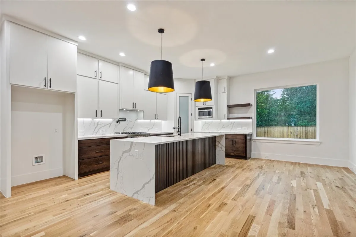 Single Family Residence For Rent in Dallas County , 2327 Vagas Street 102, Dallas, Texas 75219, 4 Bedrooms, 4 Bathrooms, 2 Garage spaces, 3,087 Sqft, built in 2024, Price $4,975, mls#21318540, Real Estate Agent in Dallas, Homes For Rent in Dallas county, Homes For Rent in Dallas, Realtor in Dallas Texas, Real Estate Brokerage Independent Realty Texas, Luminita Cordes Realtor