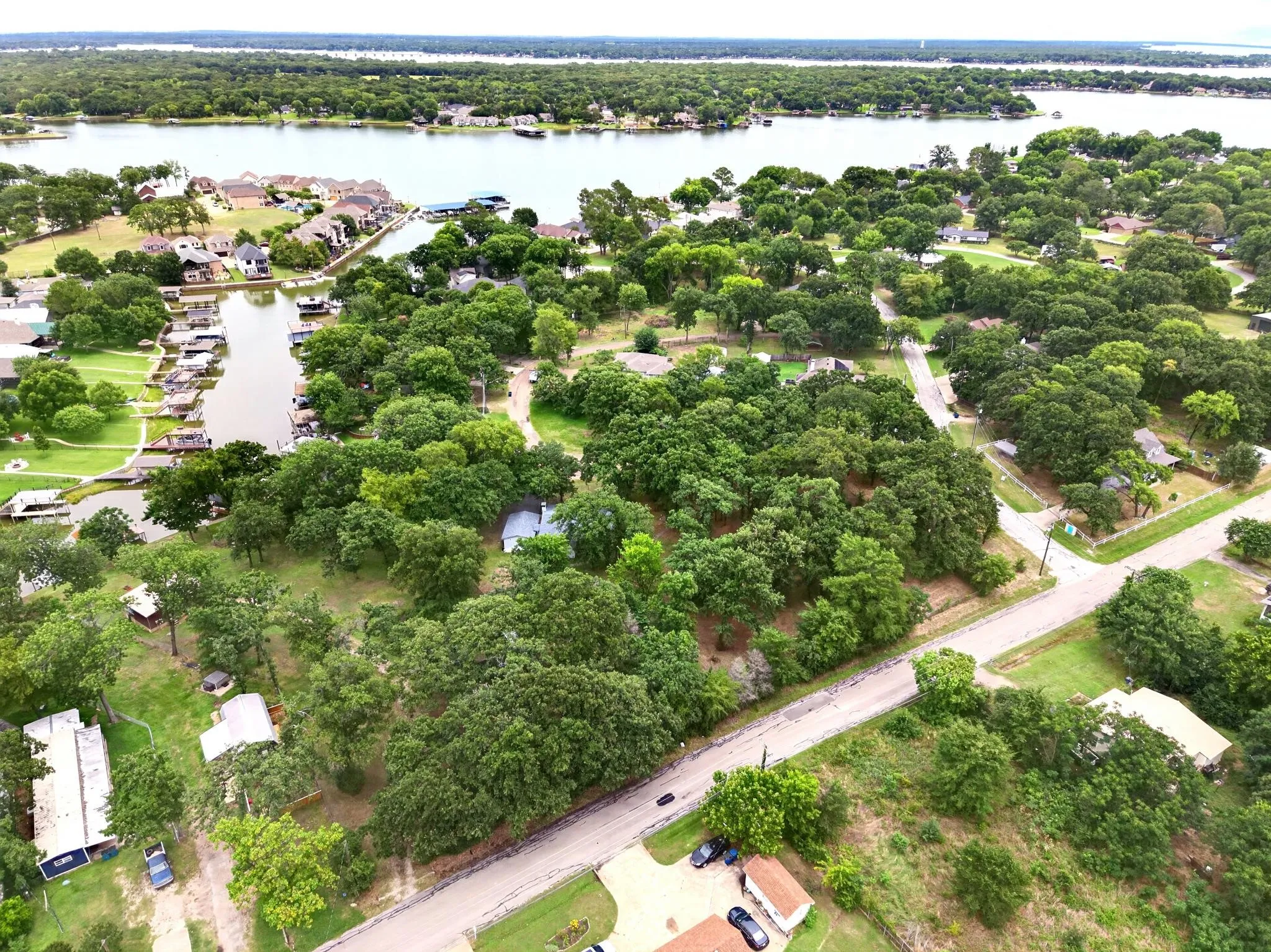 Unimproved Land For Sale in Henderson County , 624 Legendary Lane, Gun Barrel City, Texas 75156, 0, 0, Garage spaces, 0 Sqft, built in 0, Price $24,800, mls#21318597, Real Estate Agent in Gun Barrel City, Homes For Sale in Henderson county, Homes For Sale in Gun Barrel City, Realtor in Gun Barrel City Texas, Real Estate Brokerage Independent Realty Texas, Luminita Cordes Realtor