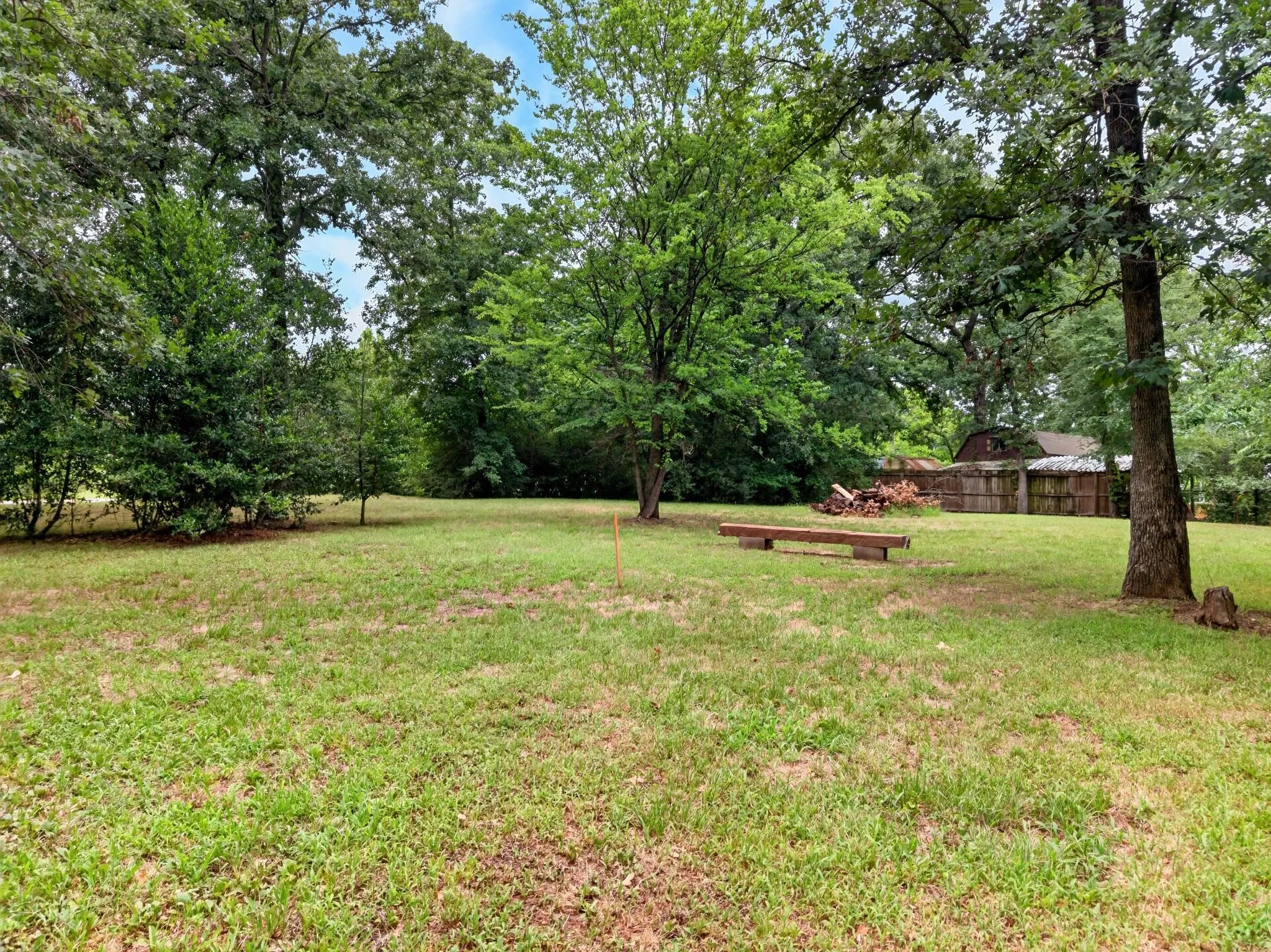 Unimproved Land For Sale in Henderson County , 624 Legendary Lane, Gun Barrel City, Texas 75156, 0, 0, Garage spaces, 0 Sqft, built in 0, Price $24,800, mls#21318597, Real Estate Agent in Gun Barrel City, Homes For Sale in Henderson county, Homes For Sale in Gun Barrel City, Realtor in Gun Barrel City Texas, Real Estate Brokerage Independent Realty Texas, Luminita Cordes Realtor