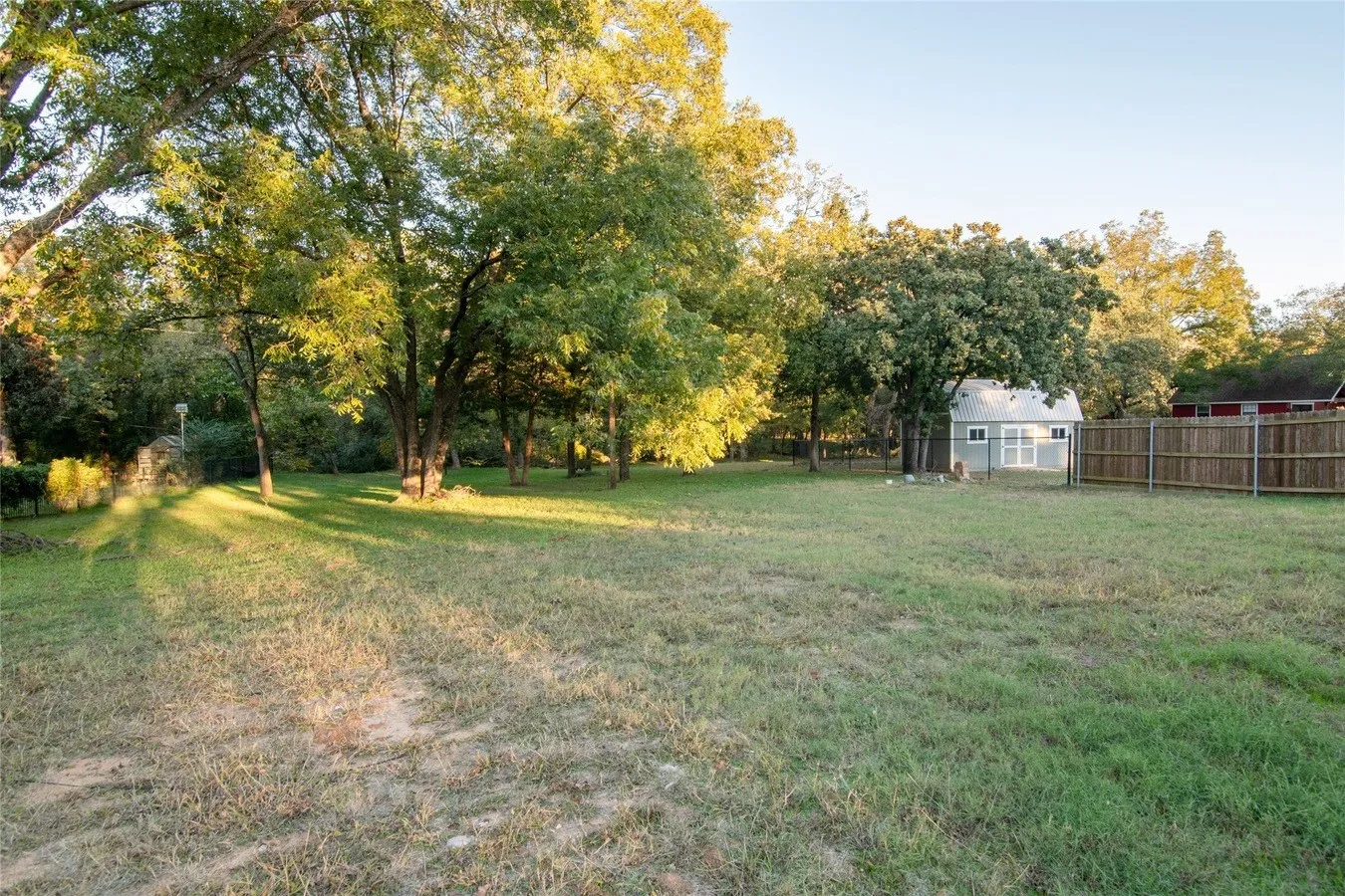 Unimproved Land For Sale in Tarrant County , 1633 Mockingbird Lane, Southlake, Texas 76092, 0, 0, Garage spaces, 0 Sqft, built in 1983, mls#21318614, Real Estate Agent in Southlake, Homes For Sale in Tarrant county, Homes For Sale in Southlake, Realtor in Southlake Texas, Real Estate Brokerage Independent Realty Texas, Luminita Cordes Realtor