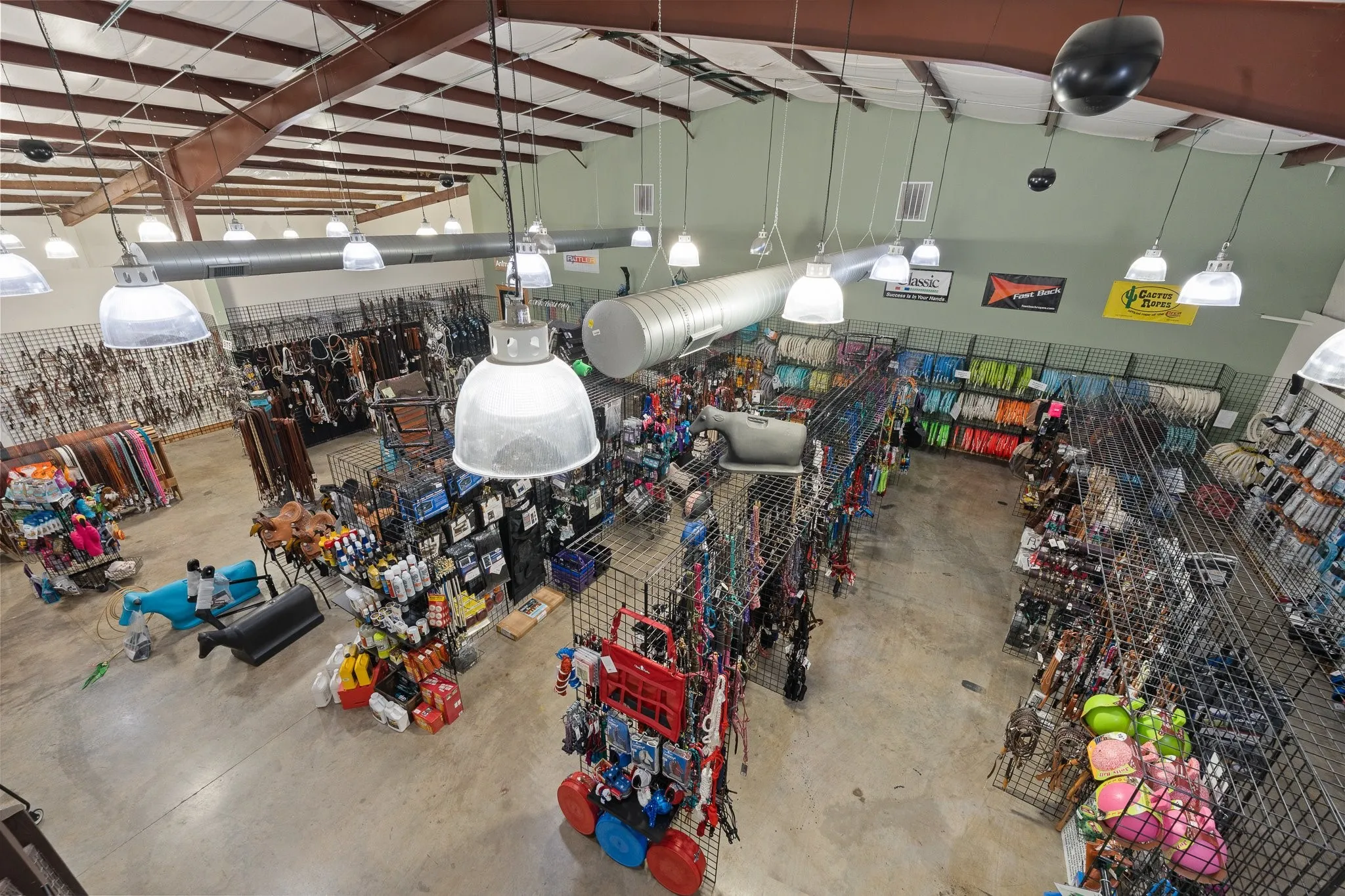 Retail For Sale in Johnson County , 6100 S Interstate 35 W, Alvarado, Texas 76009, 0, 0, Garage spaces, 0 Sqft, built in 1999, mls#21313042, Real Estate Agent in Alvarado, Homes For Sale in Johnson county, Homes For Sale in Alvarado, Realtor in Alvarado Texas, Real Estate Brokerage Independent Realty Texas, Luminita Cordes Realtor