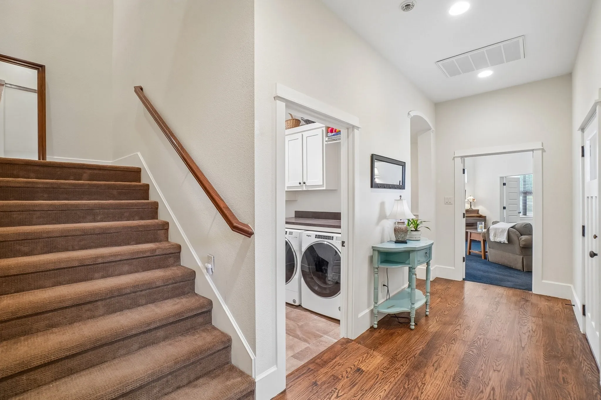 Single Family Residence For Sale in Denton County , 6407 Meadowcrest Lane, Flower Mound, Texas 75022, 4 Bedroom, 5 Bathroom, 3 Garage spaces, 4,002 Sqft, built in 2007, mls#21318647, Real Estate Agent in Flower Mound, Homes For Sale in Denton county, Homes For Sale in Flower Mound, Realtor in Flower Mound Texas, Real Estate Brokerage Independent Realty Texas, Luminita Cordes Realtor