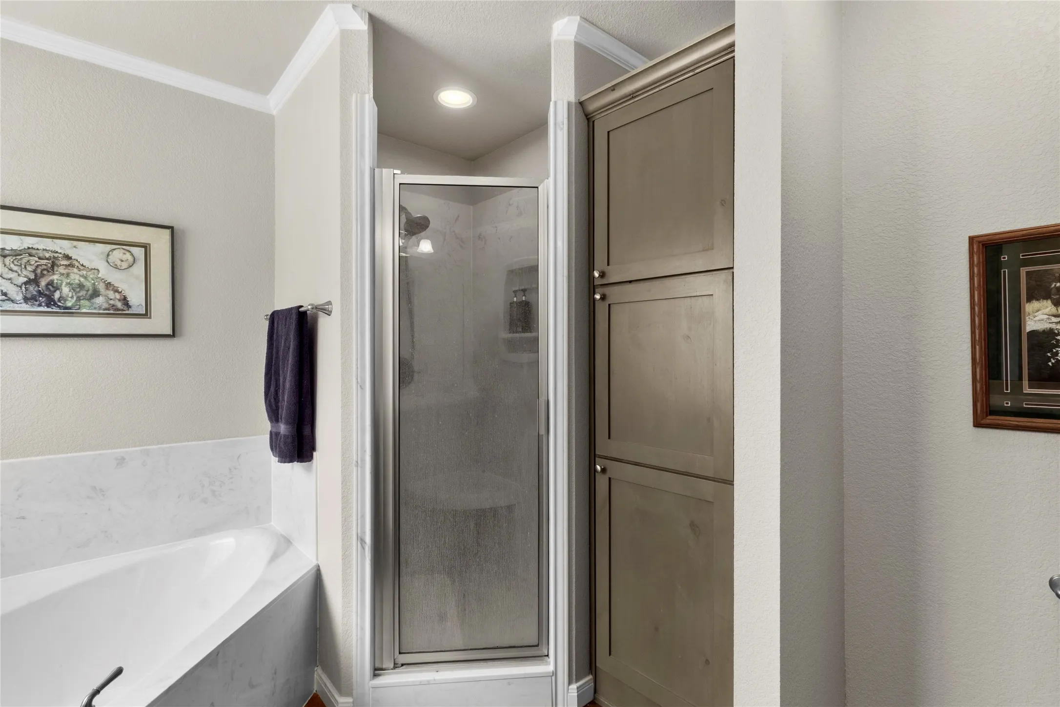 Single Family Residence For Sale in Freestone County , 151 Tall Oaks, Streetman, Texas 75859, 3 Bedroom, 2 Bathroom, 2 Garage spaces, 1,775 Sqft, built in 2016, mls#21318537, Real Estate Agent in Streetman, Homes For Sale in Freestone county, Homes For Sale in Streetman, Realtor in Streetman Texas, Real Estate Brokerage Independent Realty Texas, Luminita Cordes Realtor