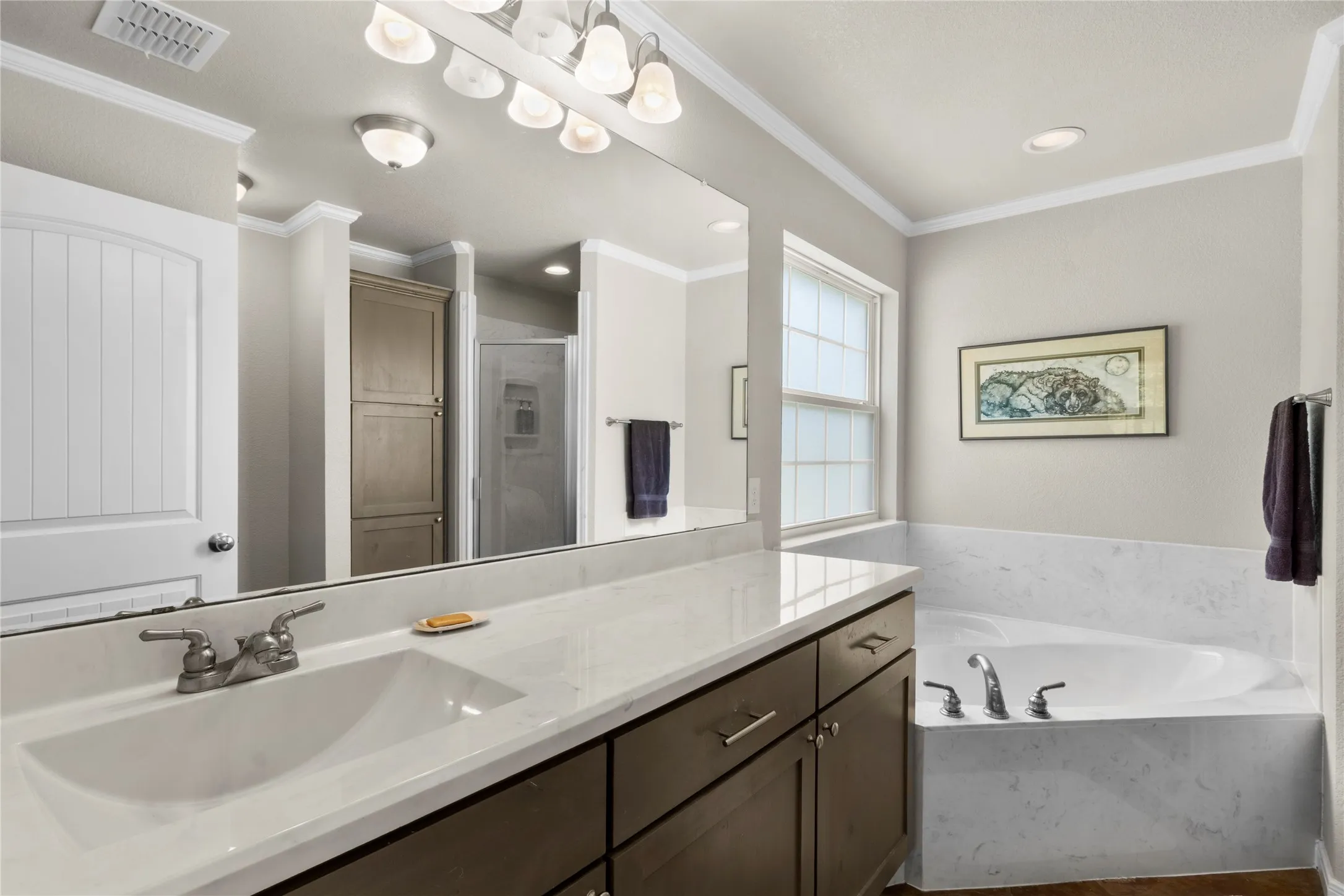 Single Family Residence For Sale in Freestone County , 151 Tall Oaks, Streetman, Texas 75859, 3 Bedroom, 2 Bathroom, 2 Garage spaces, 1,775 Sqft, built in 2016, mls#21318537, Real Estate Agent in Streetman, Homes For Sale in Freestone county, Homes For Sale in Streetman, Realtor in Streetman Texas, Real Estate Brokerage Independent Realty Texas, Luminita Cordes Realtor