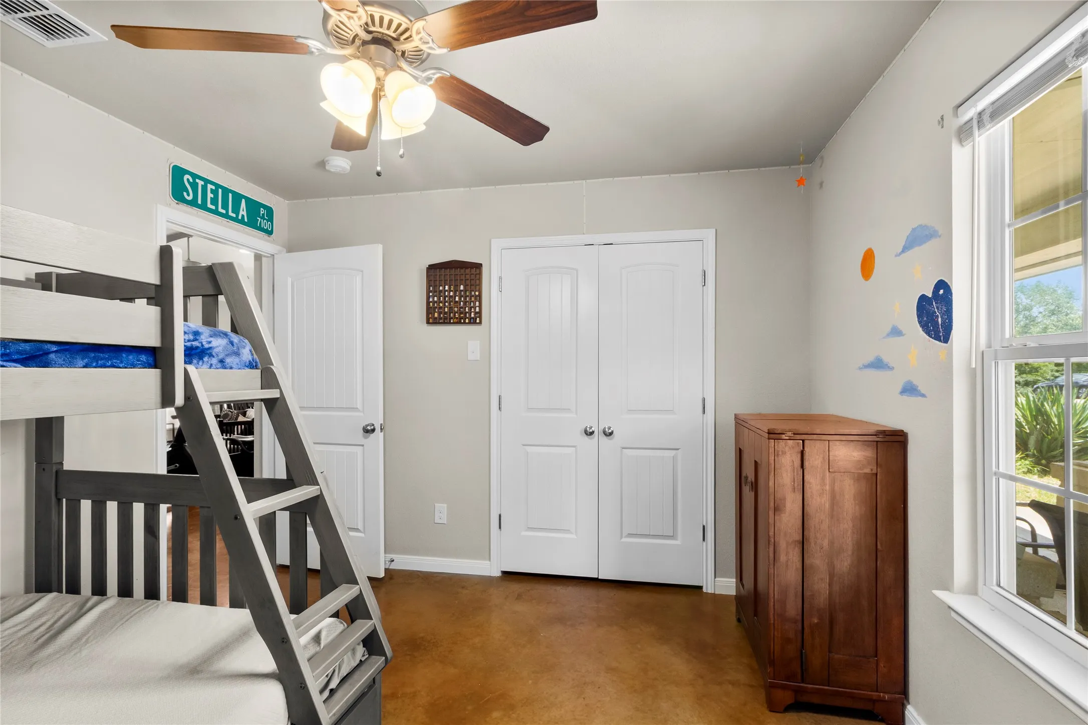 Single Family Residence For Sale in Freestone County , 151 Tall Oaks, Streetman, Texas 75859, 3 Bedroom, 2 Bathroom, 2 Garage spaces, 1,775 Sqft, built in 2016, mls#21318537, Real Estate Agent in Streetman, Homes For Sale in Freestone county, Homes For Sale in Streetman, Realtor in Streetman Texas, Real Estate Brokerage Independent Realty Texas, Luminita Cordes Realtor
