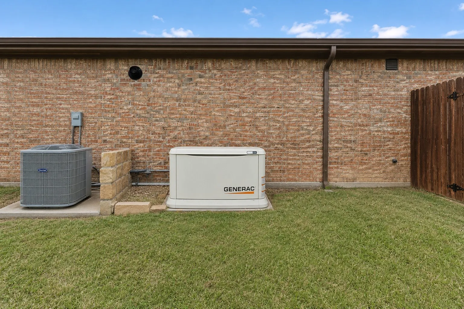 Single Family Residence For Sale in Tarrant County , 4600 Fringetree Way, Fort Worth, Texas 76036, 4 Bedroom, 2 Bathroom, 2 Garage spaces, 1,820 Sqft, built in 2020, mls#21314670, Real Estate Agent in Fort Worth, Homes For Sale in Tarrant county, Homes For Sale in Fort Worth, Realtor in Fort Worth Texas, Real Estate Brokerage Independent Realty Texas, Luminita Cordes Realtor