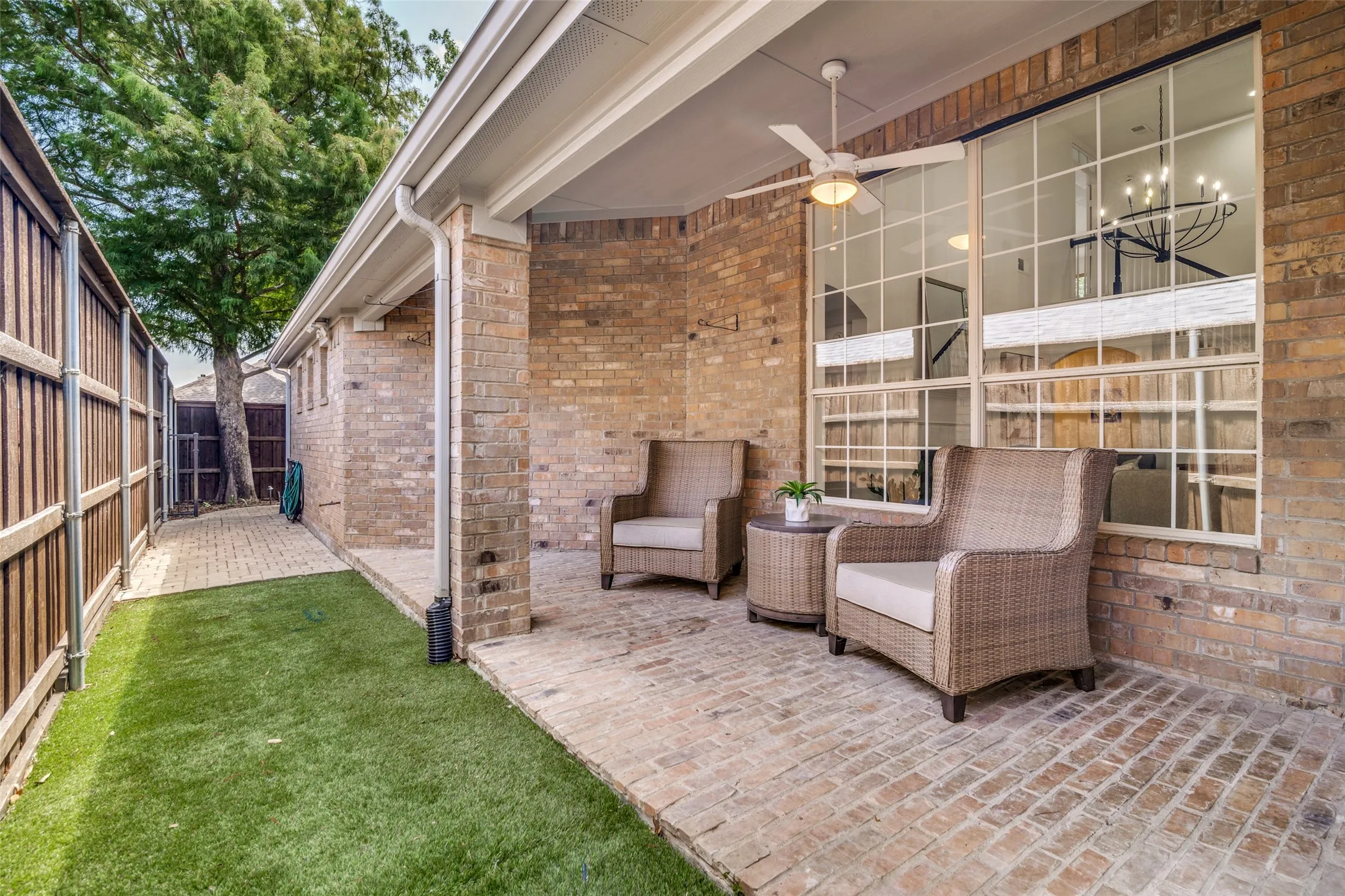 Single Family Residence For Sale in Rockwall County , 648 Woodland Way, Rockwall, Texas 75087, 3 Bedroom, 2 Bathroom, 2 Garage spaces, 3,111 Sqft, built in 2001, mls#21318658, Real Estate Agent in Rockwall, Homes For Sale in Rockwall county, Homes For Sale in Rockwall, Realtor in Rockwall Texas, Real Estate Brokerage Independent Realty Texas, Luminita Cordes Realtor