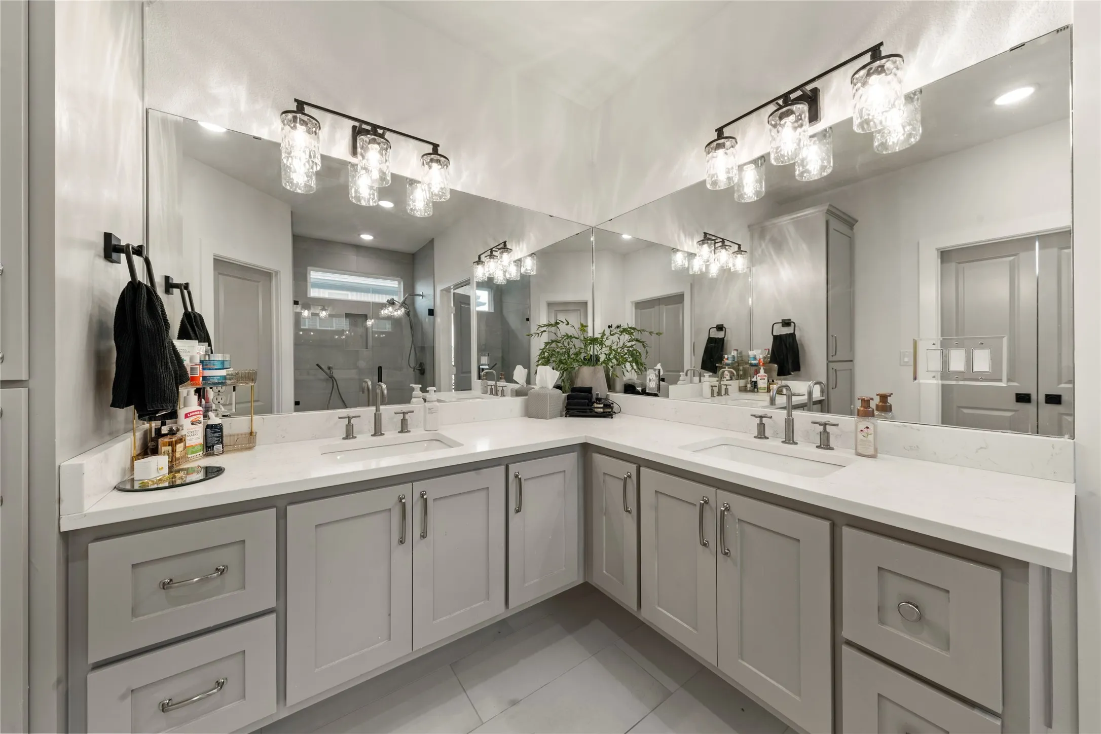 Single Family Residence For Sale in Mc Lennan County , 9925 Bridlewood Lane, Waco, Texas 76708, 3 Bedroom, 2 Bathroom, 2 Garage spaces, 1,786 Sqft, built in 2022, mls#21318631, Real Estate Agent in Waco, Homes For Sale in Mc Lennan county, Homes For Sale in Waco, Realtor in Waco Texas, Real Estate Brokerage Independent Realty Texas, Luminita Cordes Realtor