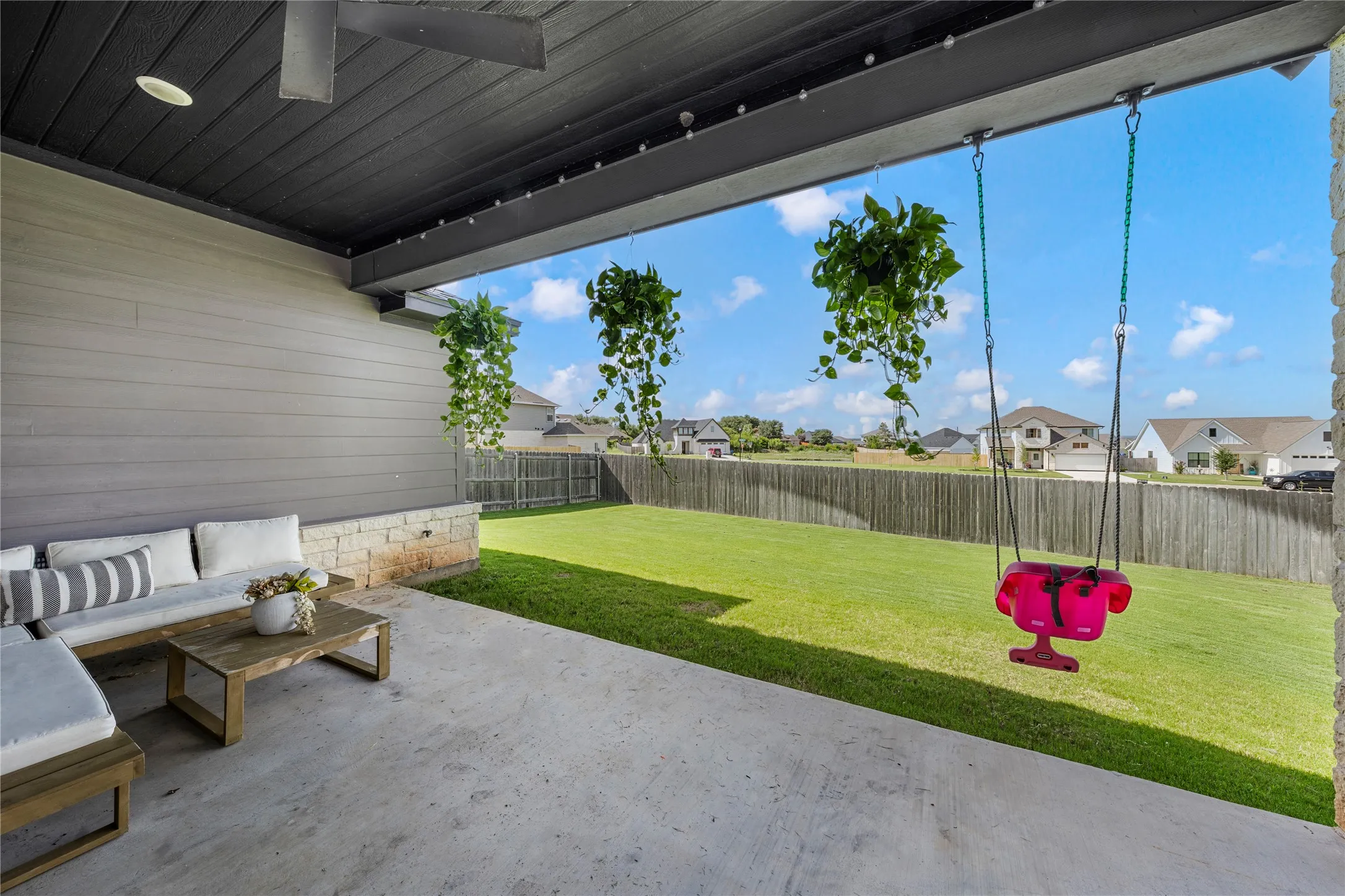 Single Family Residence For Sale in Mc Lennan County , 9925 Bridlewood Lane, Waco, Texas 76708, 3 Bedroom, 2 Bathroom, 2 Garage spaces, 1,786 Sqft, built in 2022, mls#21318631, Real Estate Agent in Waco, Homes For Sale in Mc Lennan county, Homes For Sale in Waco, Realtor in Waco Texas, Real Estate Brokerage Independent Realty Texas, Luminita Cordes Realtor