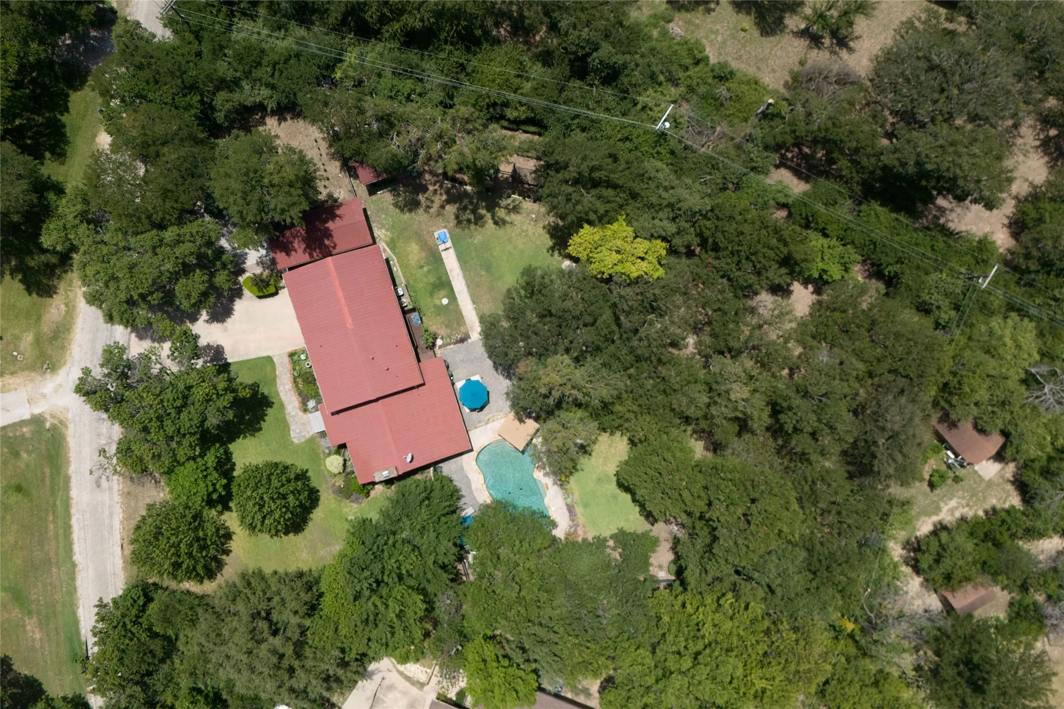 Single Family Residence For Sale in Tarrant County , 211 Crest Ridge Circle, Lakeside, Texas 76108, 4 Bedroom, 2 Bathroom, 2 Garage spaces, 2,490 Sqft, built in 1955, mls#21318679, Real Estate Agent in Lakeside, Homes For Sale in Tarrant county, Homes For Sale in Lakeside, Realtor in Lakeside Texas, Real Estate Brokerage Independent Realty Texas, Luminita Cordes Realtor