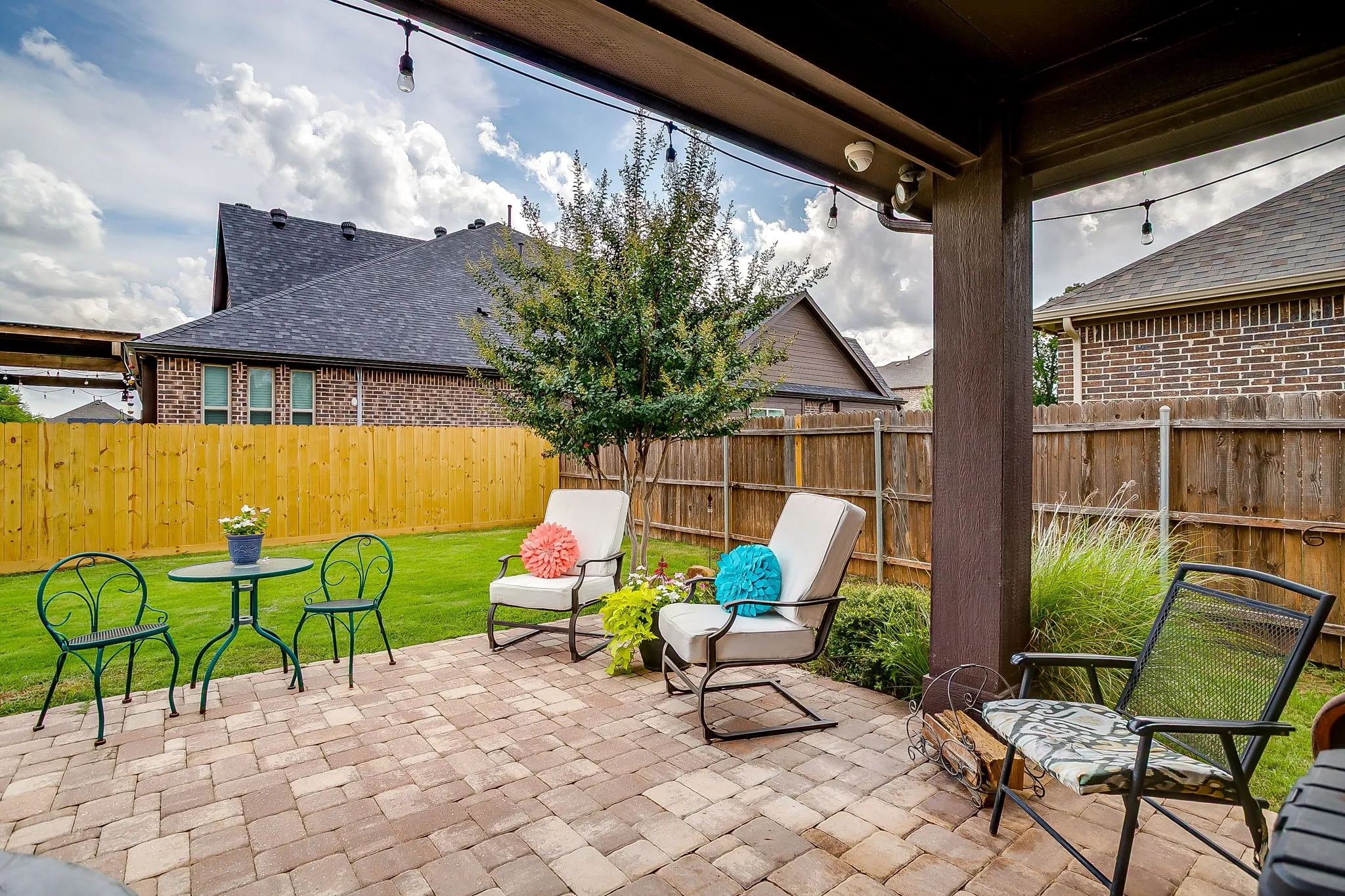 Single Family Residence For Sale in Johnson County , 1134 Destrehan Drive, Burleson, Texas 76028, 5 Bedroom, 3 Bathroom, 2 Garage spaces, 3,138 Sqft, built in 2015, mls#21318481, Real Estate Agent in Burleson, Homes For Sale in Johnson county, Homes For Sale in Burleson, Realtor in Burleson Texas, Real Estate Brokerage Independent Realty Texas, Luminita Cordes Realtor