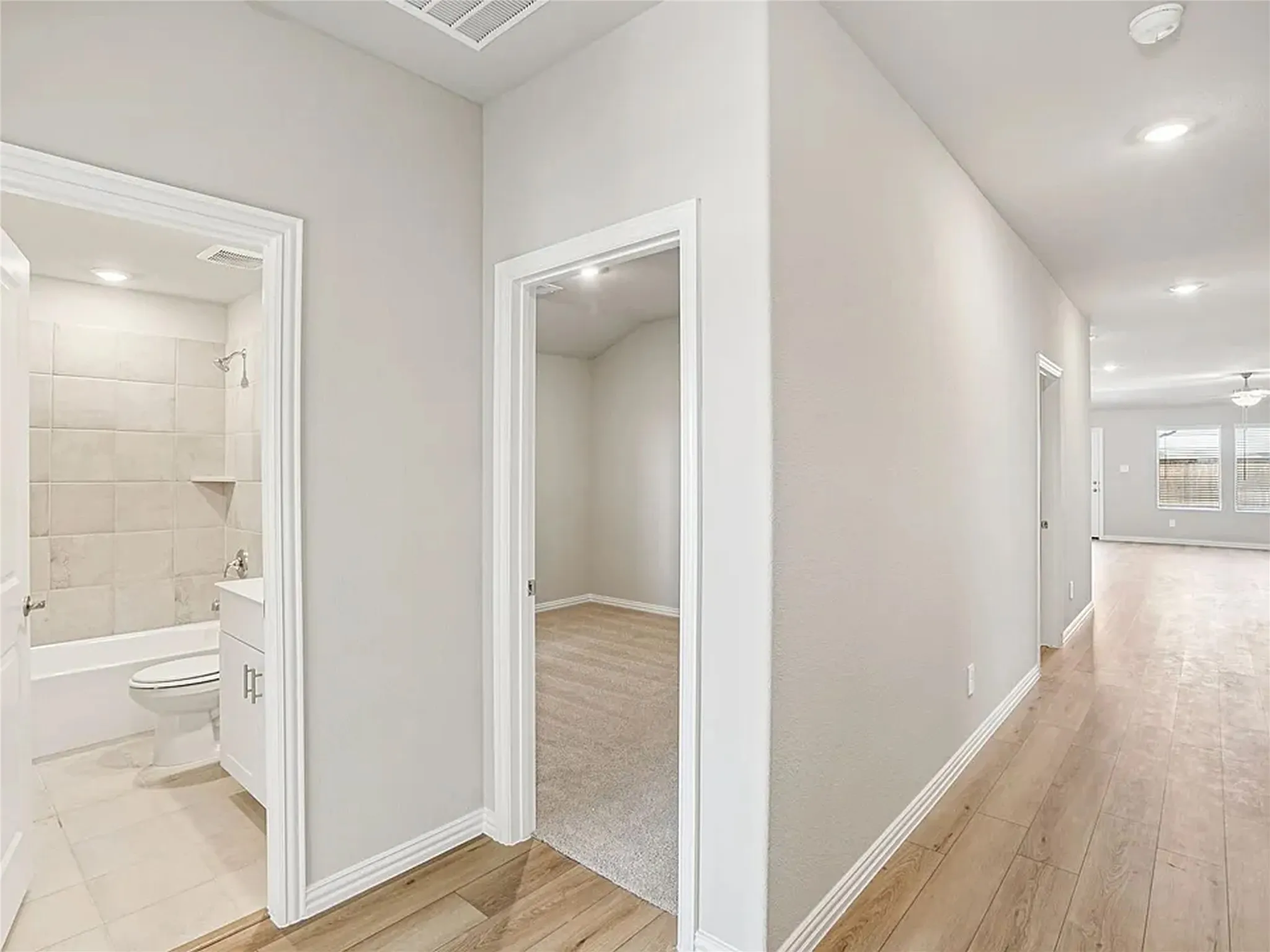 Single Family Residence For Rent in Collin County , 3029 Texoma Boulevard, Farmersville, Texas 75442, 4 Bedroom, 3 Bathroom, 2 Garage spaces, 2,059 Sqft, built in 2026, mls#21318686, Real Estate Agent in Farmersville, Homes For Rent in Collin county, Homes For Rent in Farmersville, Realtor in Farmersville Texas, Real Estate Brokerage Independent Realty Texas, Luminita Cordes Realtor