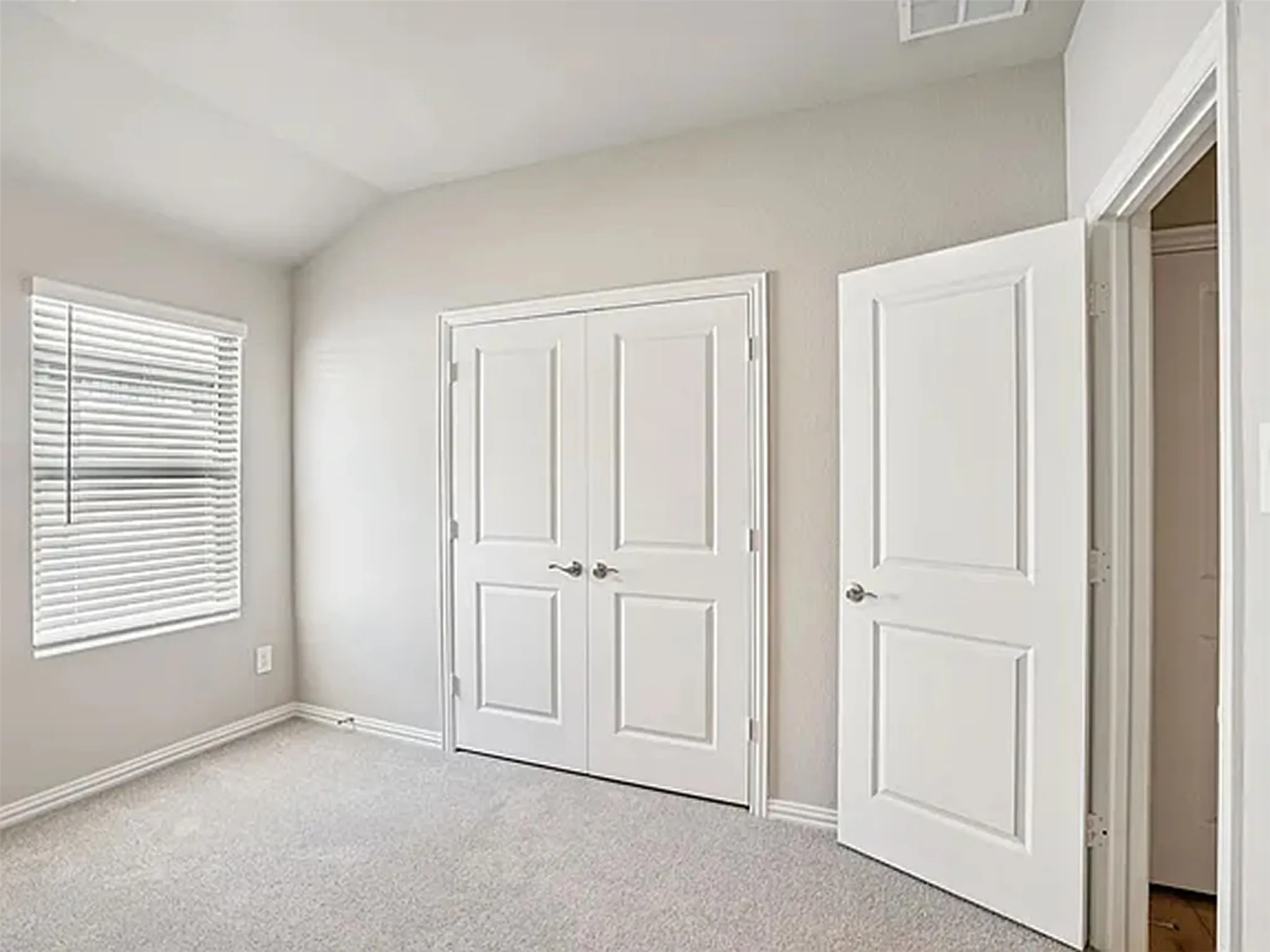 Single Family Residence For Rent in Collin County , 3029 Texoma Boulevard, Farmersville, Texas 75442, 4 Bedroom, 3 Bathroom, 2 Garage spaces, 2,059 Sqft, built in 2026, mls#21318686, Real Estate Agent in Farmersville, Homes For Rent in Collin county, Homes For Rent in Farmersville, Realtor in Farmersville Texas, Real Estate Brokerage Independent Realty Texas, Luminita Cordes Realtor
