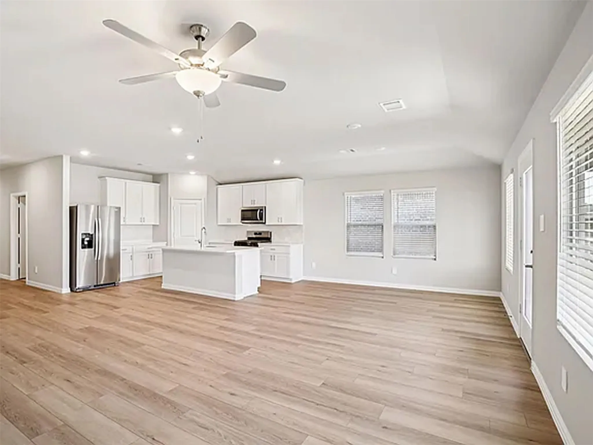 Single Family Residence For Rent in Collin County , 3029 Texoma Boulevard, Farmersville, Texas 75442, 4 Bedroom, 3 Bathroom, 2 Garage spaces, 2,059 Sqft, built in 2026, mls#21318686, Real Estate Agent in Farmersville, Homes For Rent in Collin county, Homes For Rent in Farmersville, Realtor in Farmersville Texas, Real Estate Brokerage Independent Realty Texas, Luminita Cordes Realtor