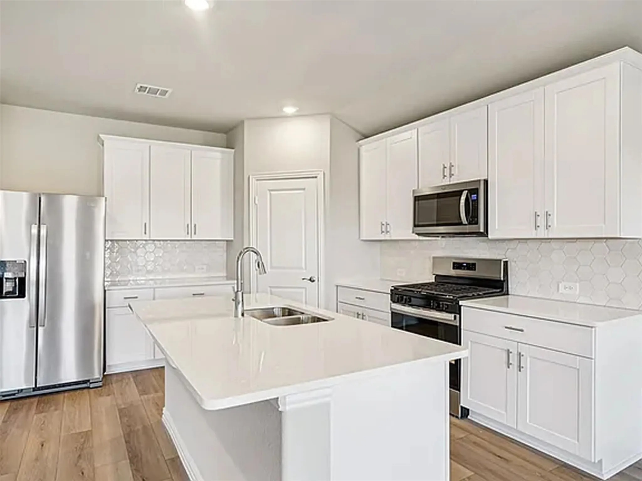 Single Family Residence For Rent in Collin County , 3029 Texoma Boulevard, Farmersville, Texas 75442, 4 Bedroom, 3 Bathroom, 2 Garage spaces, 2,059 Sqft, built in 2026, mls#21318686, Real Estate Agent in Farmersville, Homes For Rent in Collin county, Homes For Rent in Farmersville, Realtor in Farmersville Texas, Real Estate Brokerage Independent Realty Texas, Luminita Cordes Realtor
