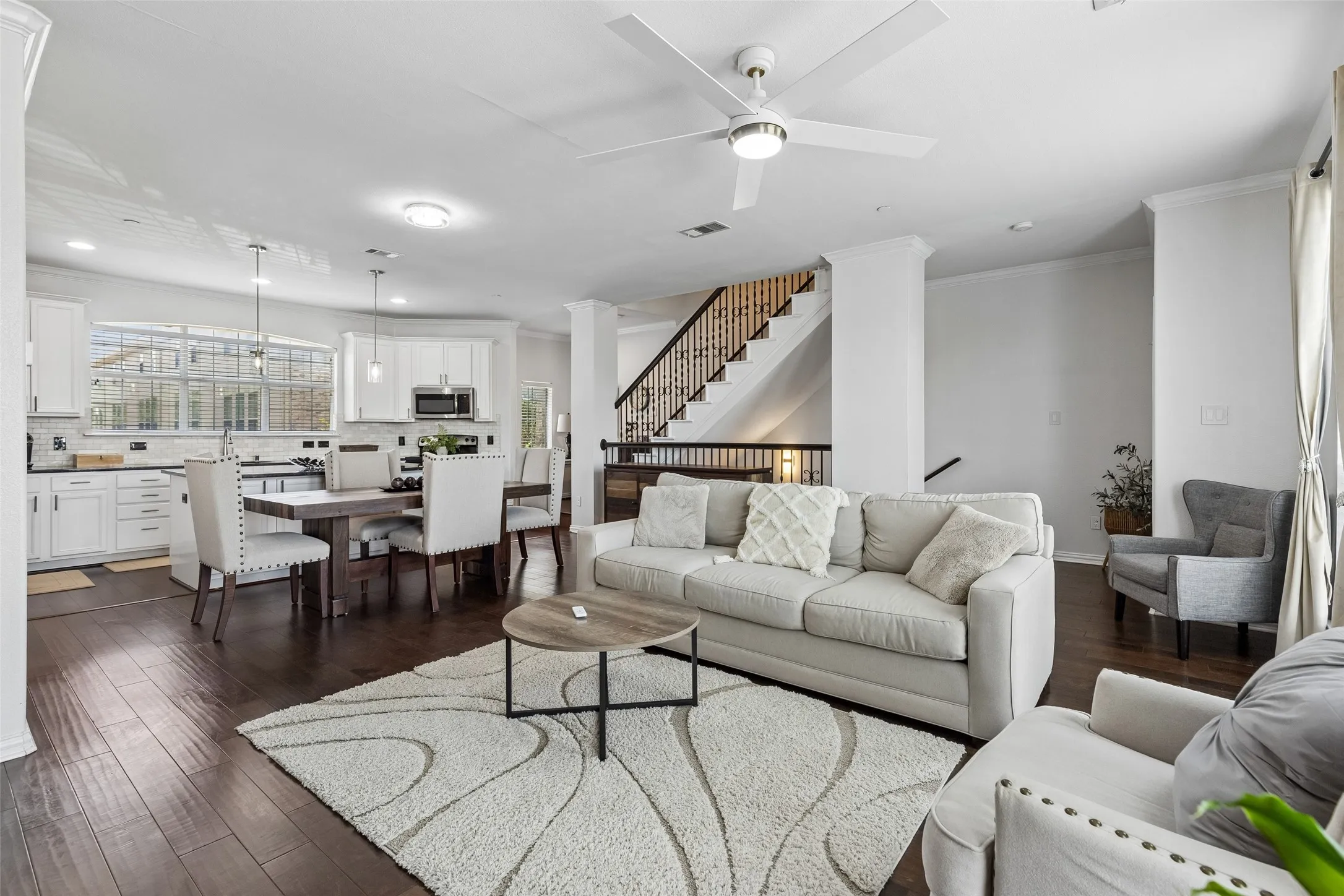 Condominium For Sale in Denton County , 2700 Club Ridge Drive 22, Lewisville, Texas 75067, 3 Bedroom, 4 Bathroom, 2 Garage spaces, 1,750 Sqft, built in 2007, mls#21304803, Real Estate Agent in Lewisville, Homes For Sale in Denton county, Homes For Sale in Lewisville, Realtor in Lewisville Texas, Real Estate Brokerage Independent Realty Texas, Luminita Cordes Realtor
