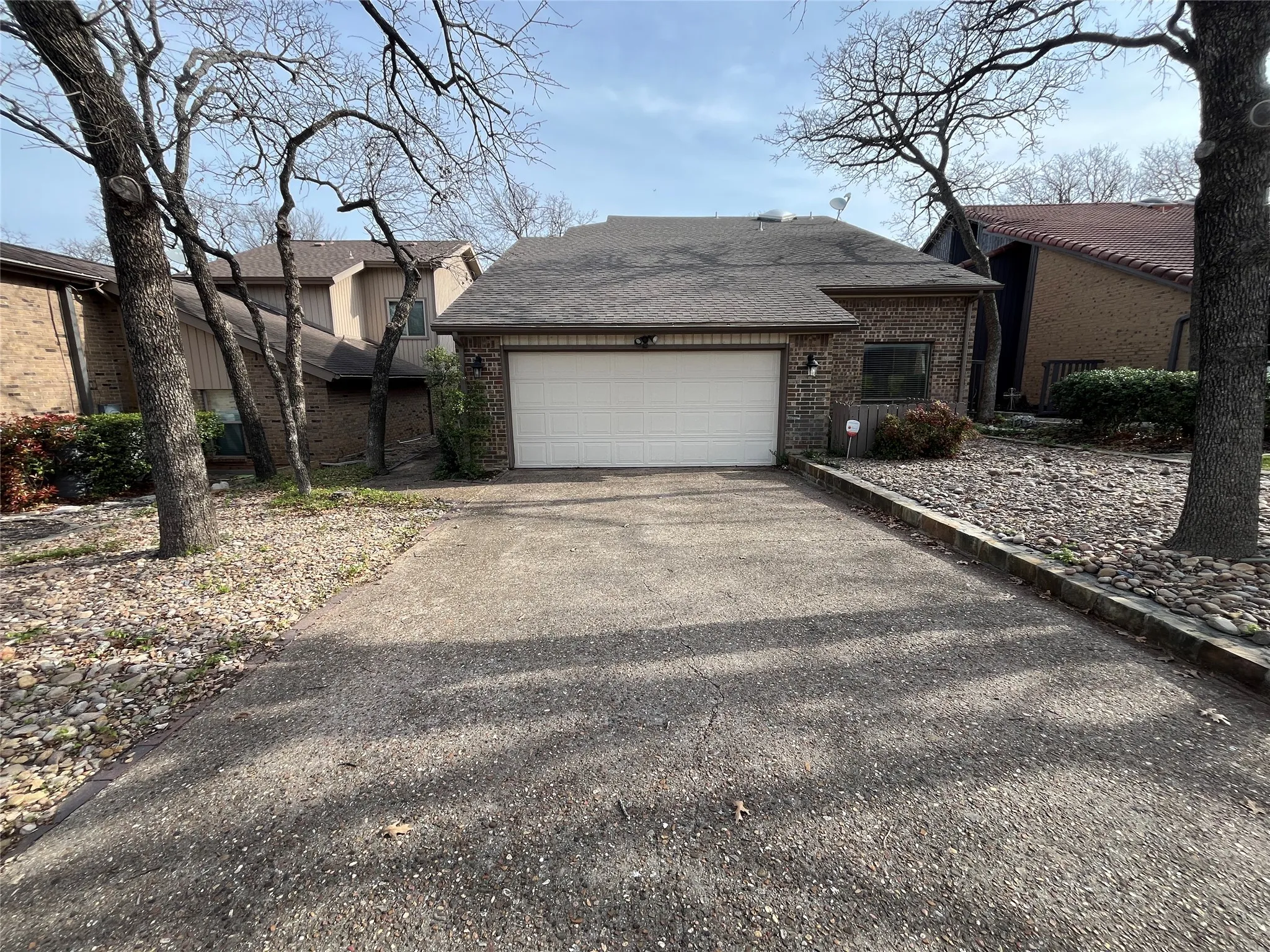 Single Family Residence For Rent in Denton County , 117 Summit Cove, Trophy Club, Texas 76262, 3 Bedroom, 2 Bathroom, 1 Garage spaces, 1,927 Sqft, built in 1983, mls#21318716, Real Estate Agent in Trophy Club, Homes For Rent in Denton county, Homes For Rent in Trophy Club, Realtor in Trophy Club Texas, Real Estate Brokerage Independent Realty Texas, Luminita Cordes Realtor