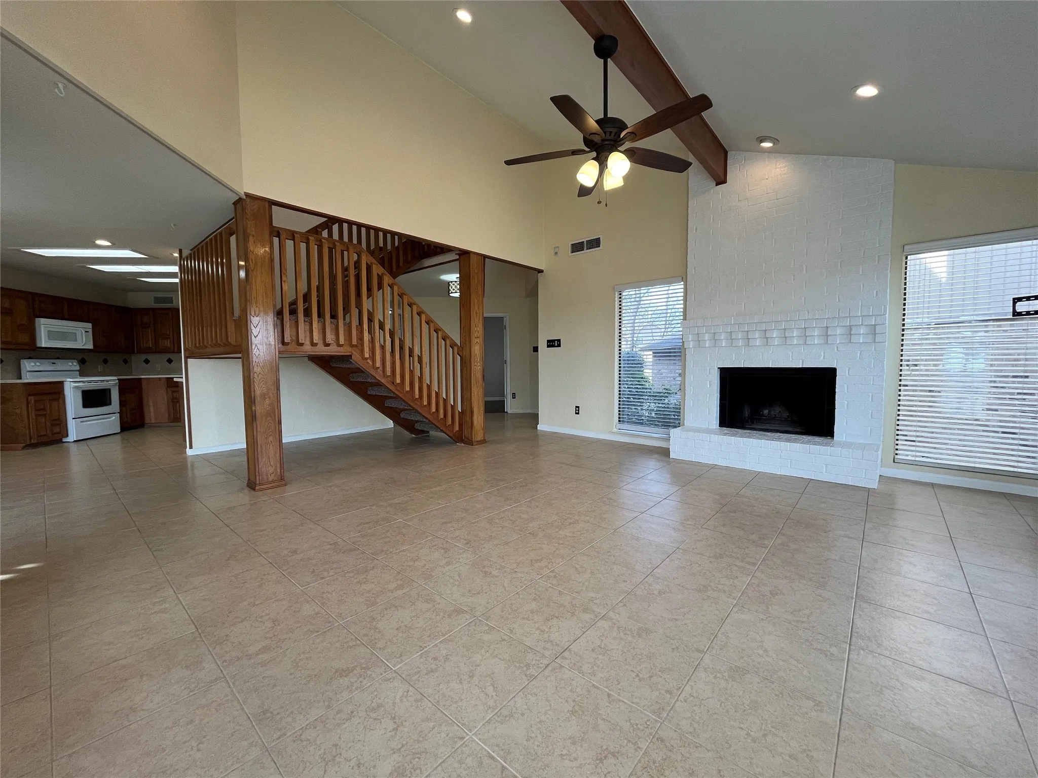 Single Family Residence For Rent in Denton County , 117 Summit Cove, Trophy Club, Texas 76262, 3 Bedroom, 2 Bathroom, 1 Garage spaces, 1,927 Sqft, built in 1983, mls#21318716, Real Estate Agent in Trophy Club, Homes For Rent in Denton county, Homes For Rent in Trophy Club, Realtor in Trophy Club Texas, Real Estate Brokerage Independent Realty Texas, Luminita Cordes Realtor