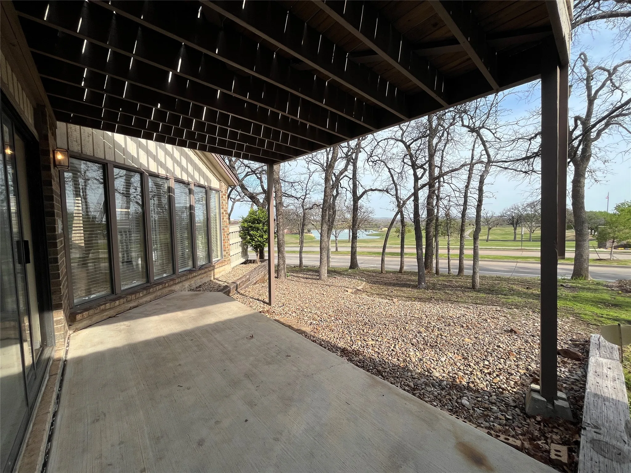 Single Family Residence For Rent in Denton County , 117 Summit Cove, Trophy Club, Texas 76262, 3 Bedroom, 2 Bathroom, 1 Garage spaces, 1,927 Sqft, built in 1983, mls#21318716, Real Estate Agent in Trophy Club, Homes For Rent in Denton county, Homes For Rent in Trophy Club, Realtor in Trophy Club Texas, Real Estate Brokerage Independent Realty Texas, Luminita Cordes Realtor