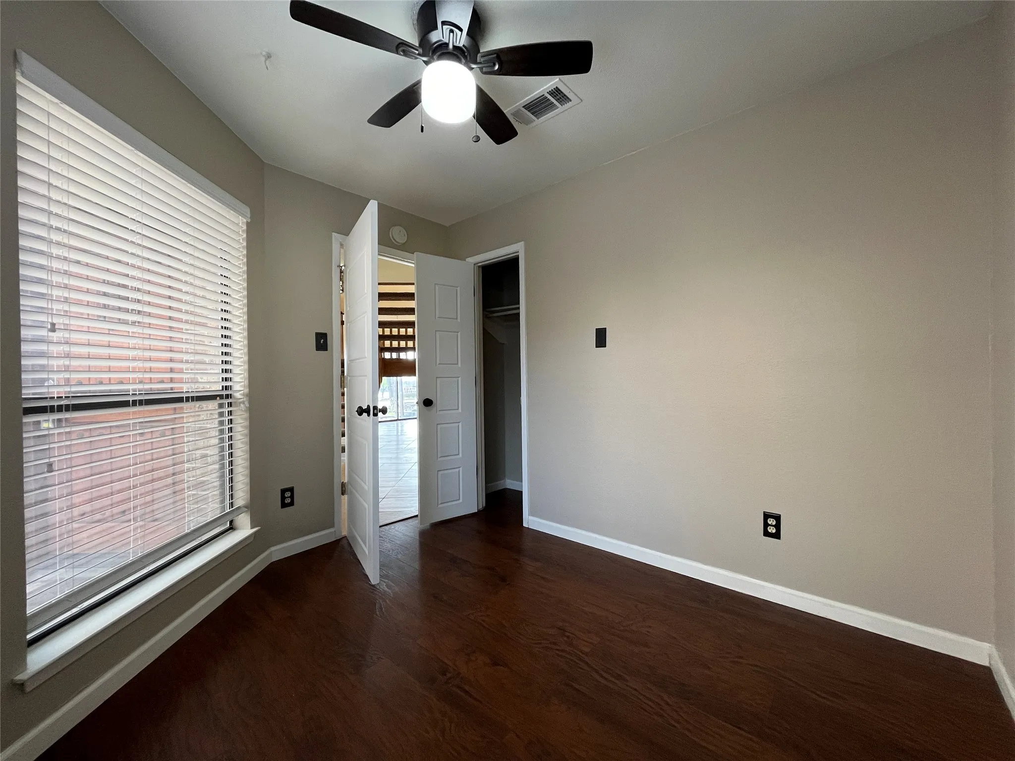 Single Family Residence For Rent in Denton County , 117 Summit Cove, Trophy Club, Texas 76262, 3 Bedroom, 2 Bathroom, 1 Garage spaces, 1,927 Sqft, built in 1983, mls#21318716, Real Estate Agent in Trophy Club, Homes For Rent in Denton county, Homes For Rent in Trophy Club, Realtor in Trophy Club Texas, Real Estate Brokerage Independent Realty Texas, Luminita Cordes Realtor