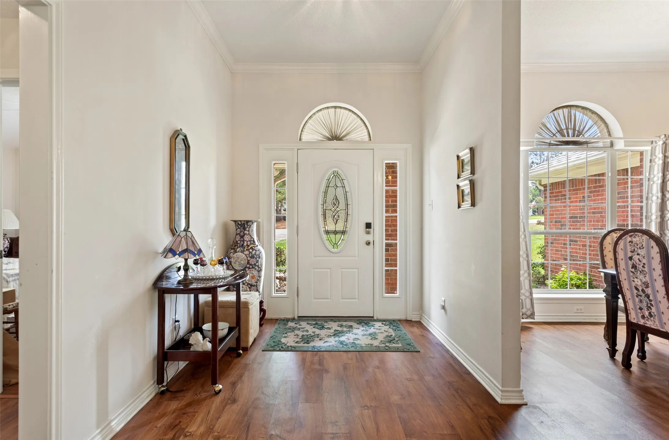 Single Family Residence For Sale in Smith County , 212 E Hideaway Lane, Hideaway, Texas 75771, 3 Bedrooms, 3 Bathrooms, 6 Garage spaces, 2,355 Sqft, built in 1996, Price $424,900, mls#21307071, Real Estate Agent in Hideaway, Homes For Sale in Smith county, Homes For Sale in Hideaway, Realtor in Hideaway Texas, Real Estate Brokerage Independent Realty Texas, Luminita Cordes Realtor