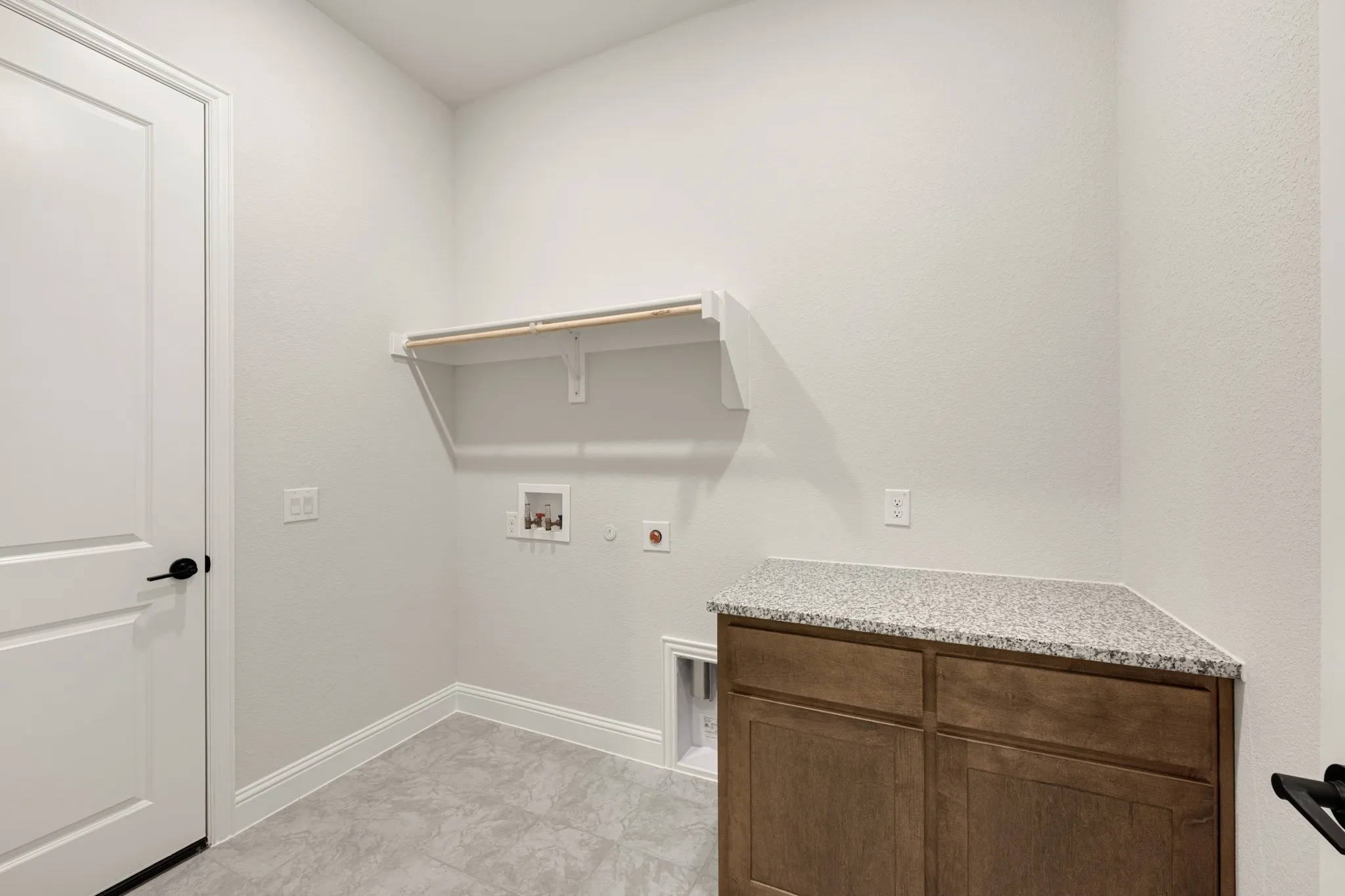Single Family Residence For Sale in Johnson County , 2402 Avalon Drive, Mansfield, Texas 76084, 4 Bedroom, 3 Bathroom, 3 Garage spaces, 2,775 Sqft, built in 2026, mls#21318721, Real Estate Agent in Mansfield, Homes For Sale in Johnson county, Homes For Sale in Mansfield, Realtor in Mansfield Texas, Real Estate Brokerage Independent Realty Texas, Luminita Cordes Realtor