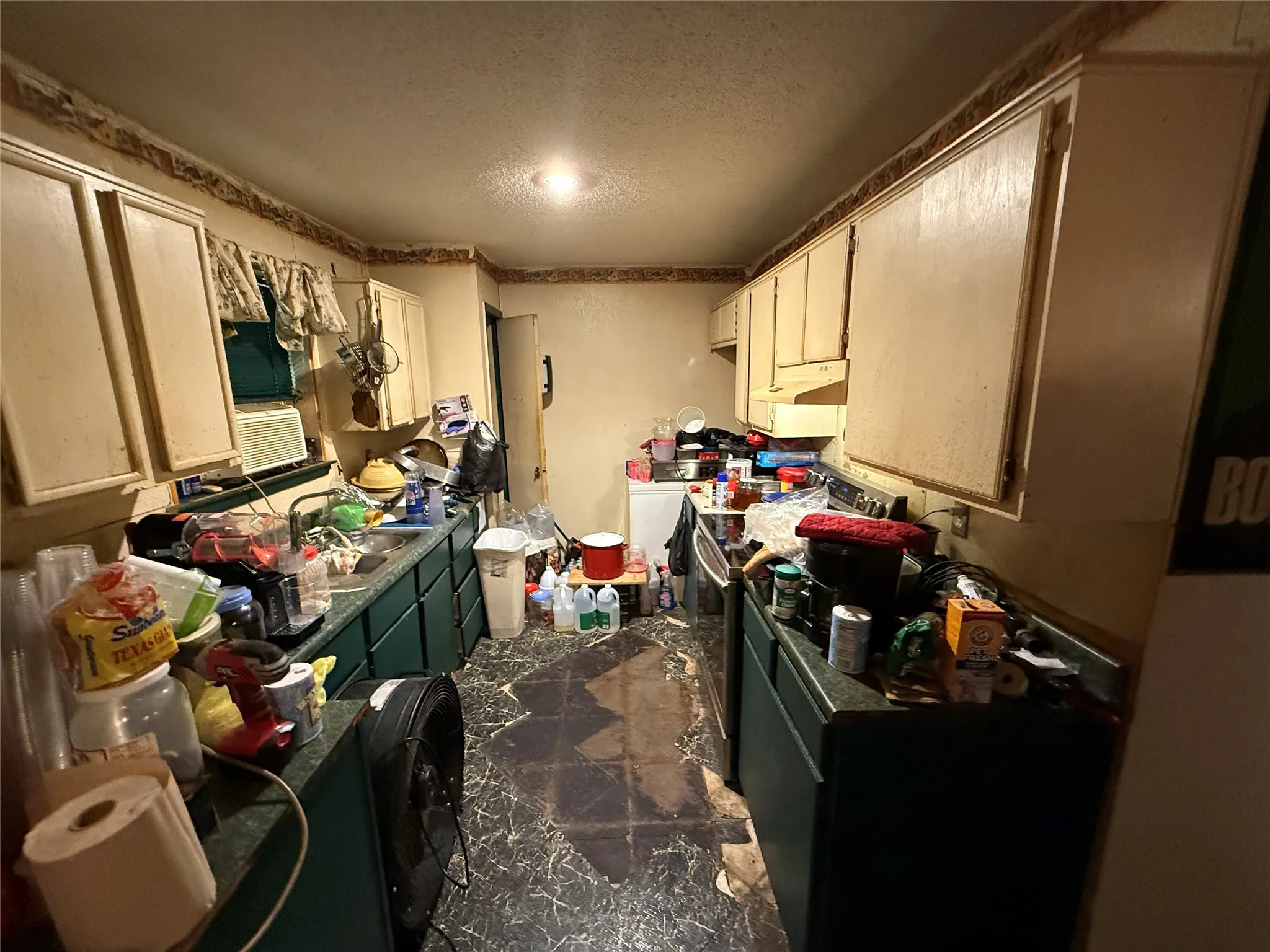 Single Family Residence For Sale in Dallas County , 309 Dogwood Lane, Wilmer, Texas 75172, 3 Bedroom, 2 Bathroom, 1 Garage spaces, 1,069 Sqft, built in 1974, mls#21317525, Real Estate Agent in Wilmer, Homes For Sale in Dallas county, Homes For Sale in Wilmer, Realtor in Wilmer Texas, Real Estate Brokerage Independent Realty Texas, Luminita Cordes Realtor