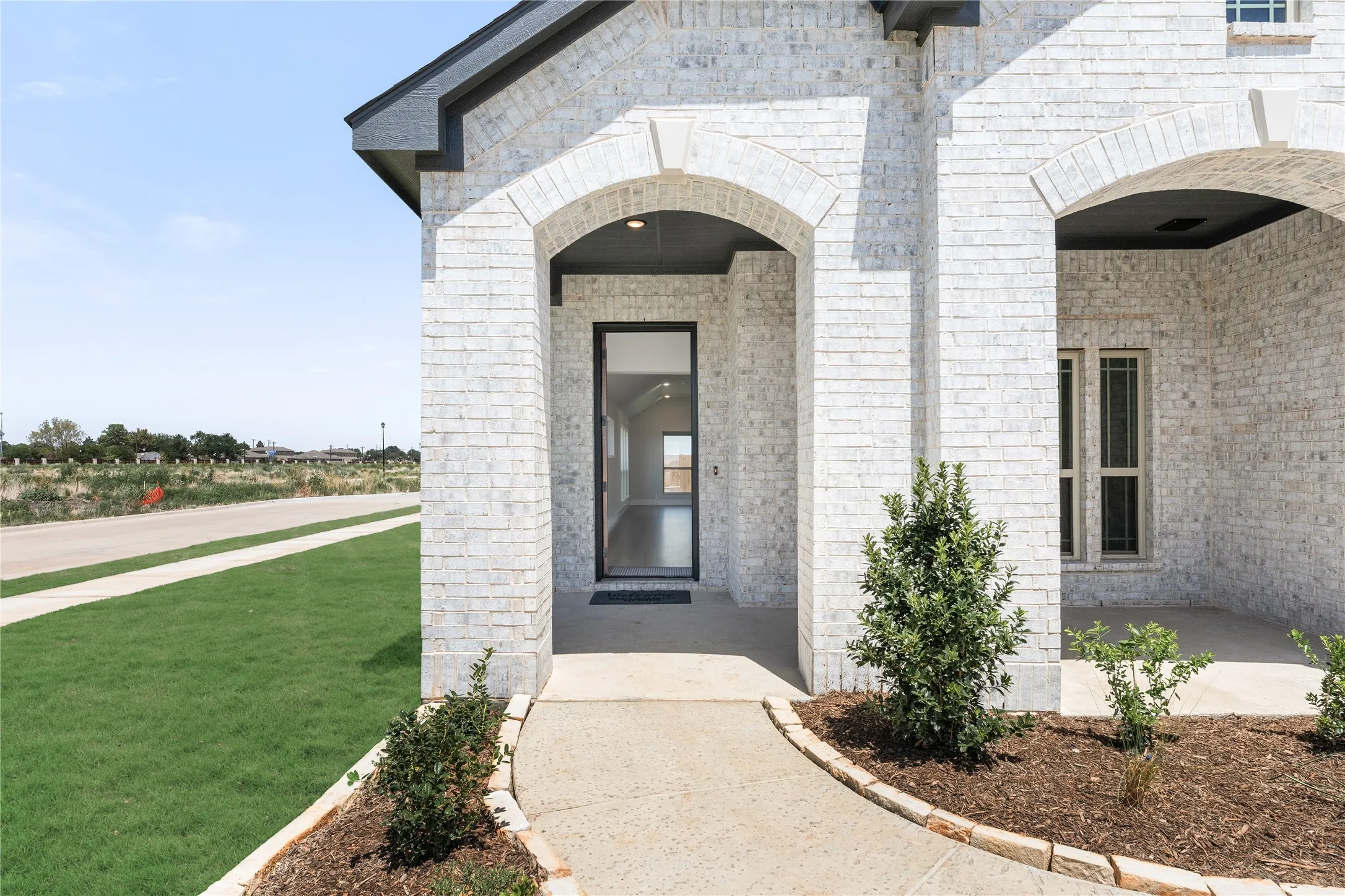 Single Family Residence For Sale in Kaufman County , 3614 Jordan Way, Kaufman, Texas 75142, 3 Bedroom, 2 Bathroom, 2 Garage spaces, 1,840 Sqft, built in 2026, mls#21318752, Real Estate Agent in Kaufman, Homes For Sale in Kaufman county, Homes For Sale in Kaufman, Realtor in Kaufman Texas, Real Estate Brokerage Independent Realty Texas, Luminita Cordes Realtor