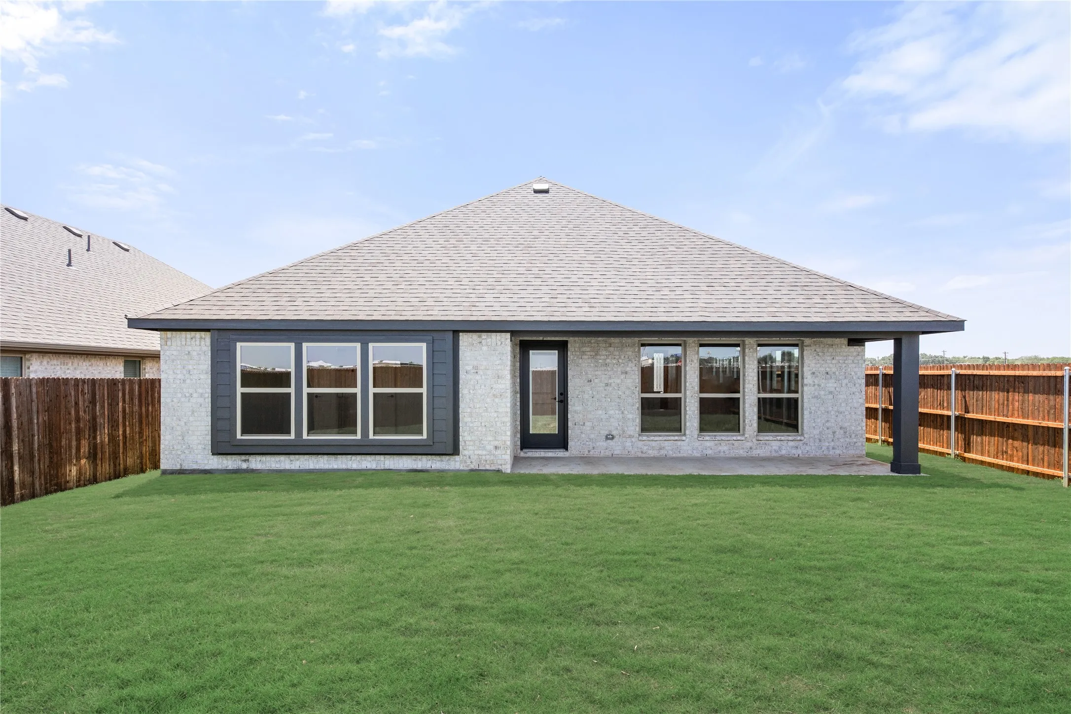 Single Family Residence For Sale in Kaufman County , 3614 Jordan Way, Kaufman, Texas 75142, 3 Bedroom, 2 Bathroom, 2 Garage spaces, 1,840 Sqft, built in 2026, mls#21318752, Real Estate Agent in Kaufman, Homes For Sale in Kaufman county, Homes For Sale in Kaufman, Realtor in Kaufman Texas, Real Estate Brokerage Independent Realty Texas, Luminita Cordes Realtor
