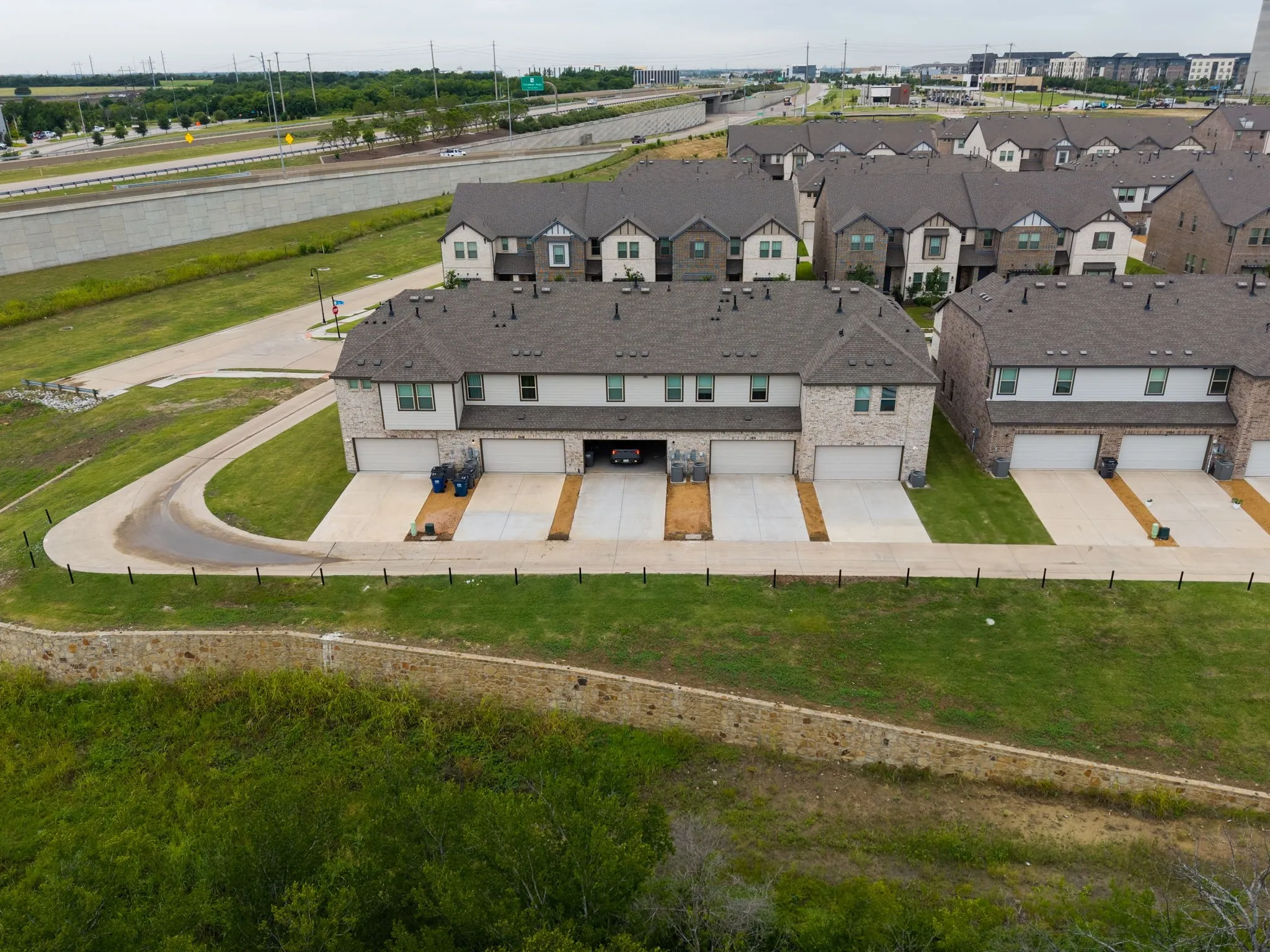 Townhouse For Sale in Dallas County , 2922 Alto Drive, Sachse, Texas 75048, 3 Bedroom, 3 Bathroom, 2 Garage spaces, 1,876 Sqft, built in 2023, mls#21308995, Real Estate Agent in Sachse, Homes For Sale in Dallas county, Homes For Sale in Sachse, Realtor in Sachse Texas, Real Estate Brokerage Independent Realty Texas, Luminita Cordes Realtor