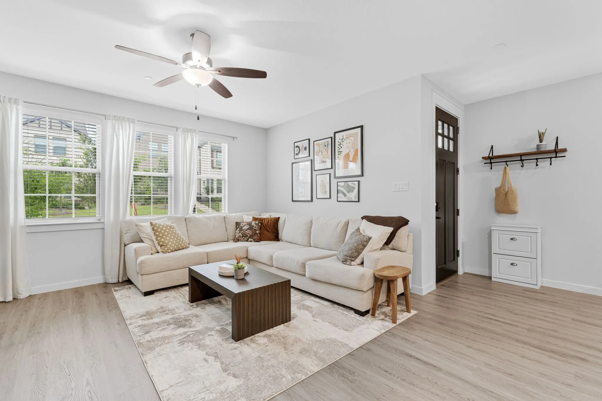 Townhouse For Sale in Dallas County , 2922 Alto Drive, Sachse, Texas 75048, 3 Bedroom, 3 Bathroom, 2 Garage spaces, 1,876 Sqft, built in 2023, mls#21308995, Real Estate Agent in Sachse, Homes For Sale in Dallas county, Homes For Sale in Sachse, Realtor in Sachse Texas, Real Estate Brokerage Independent Realty Texas, Luminita Cordes Realtor
