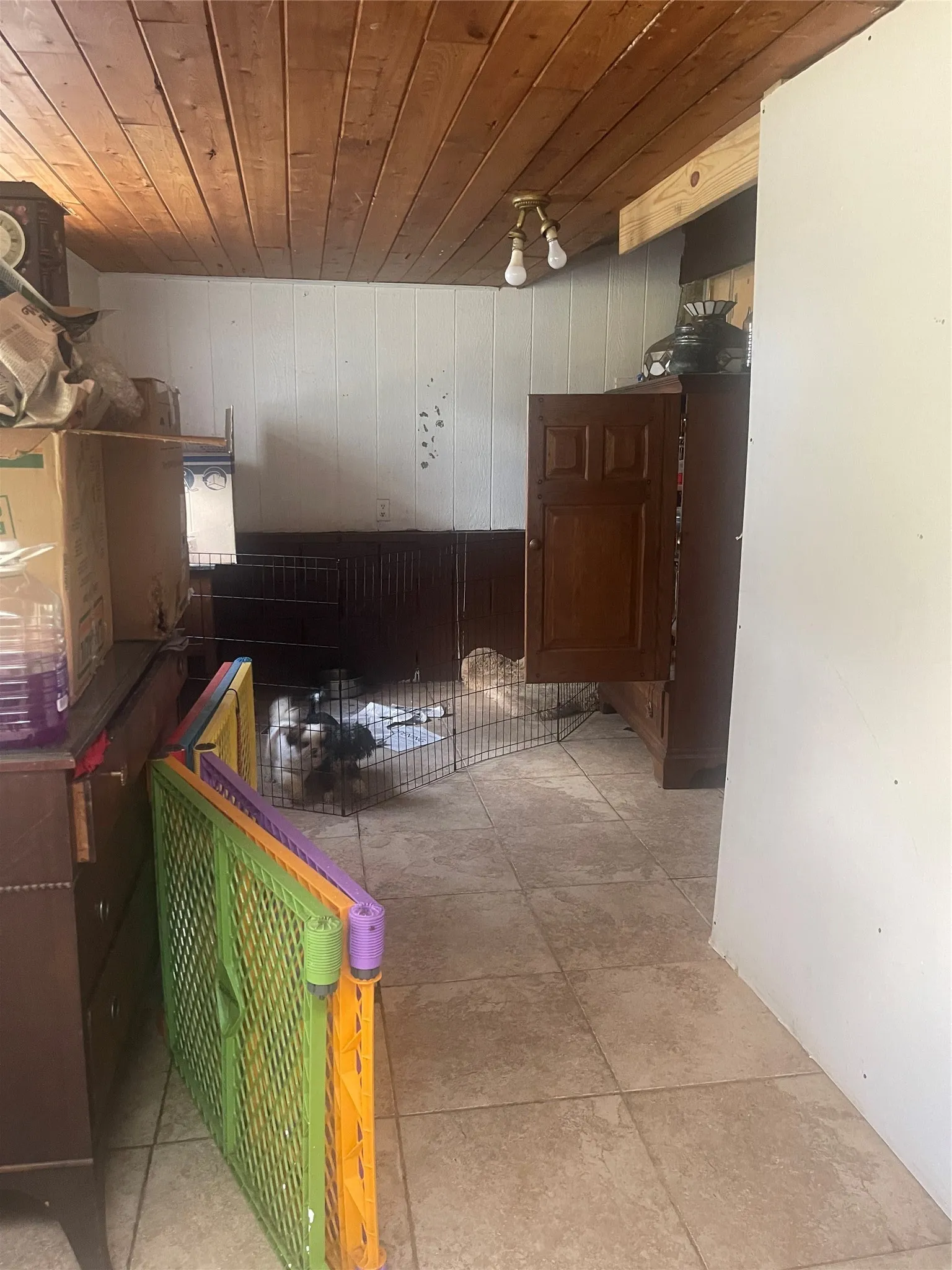 Single Family Residence For Sale in Upshur County , 976 E Water Tower Road, Big Sandy, Texas 75755, 3 Bedrooms, 2 Bathrooms, 2 Garage spaces, 1,823 Sqft, built in 1976, Price $265,000, mls#21318292, Real Estate Agent in Big Sandy, Homes For Sale in Upshur county, Homes For Sale in Big Sandy, Realtor in Big Sandy Texas, Real Estate Brokerage Independent Realty Texas, Luminita Cordes Realtor