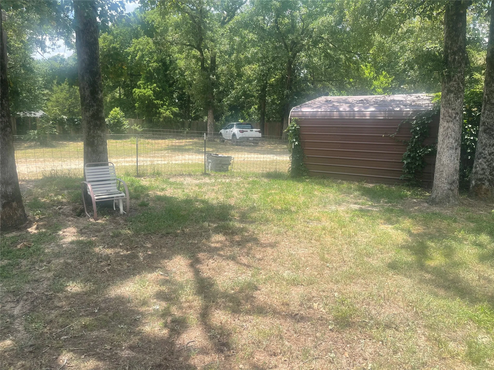 Single Family Residence For Sale in Upshur County , 976 E Water Tower Road, Big Sandy, Texas 75755, 3 Bedrooms, 2 Bathrooms, 2 Garage spaces, 1,823 Sqft, built in 1976, Price $265,000, mls#21318292, Real Estate Agent in Big Sandy, Homes For Sale in Upshur county, Homes For Sale in Big Sandy, Realtor in Big Sandy Texas, Real Estate Brokerage Independent Realty Texas, Luminita Cordes Realtor