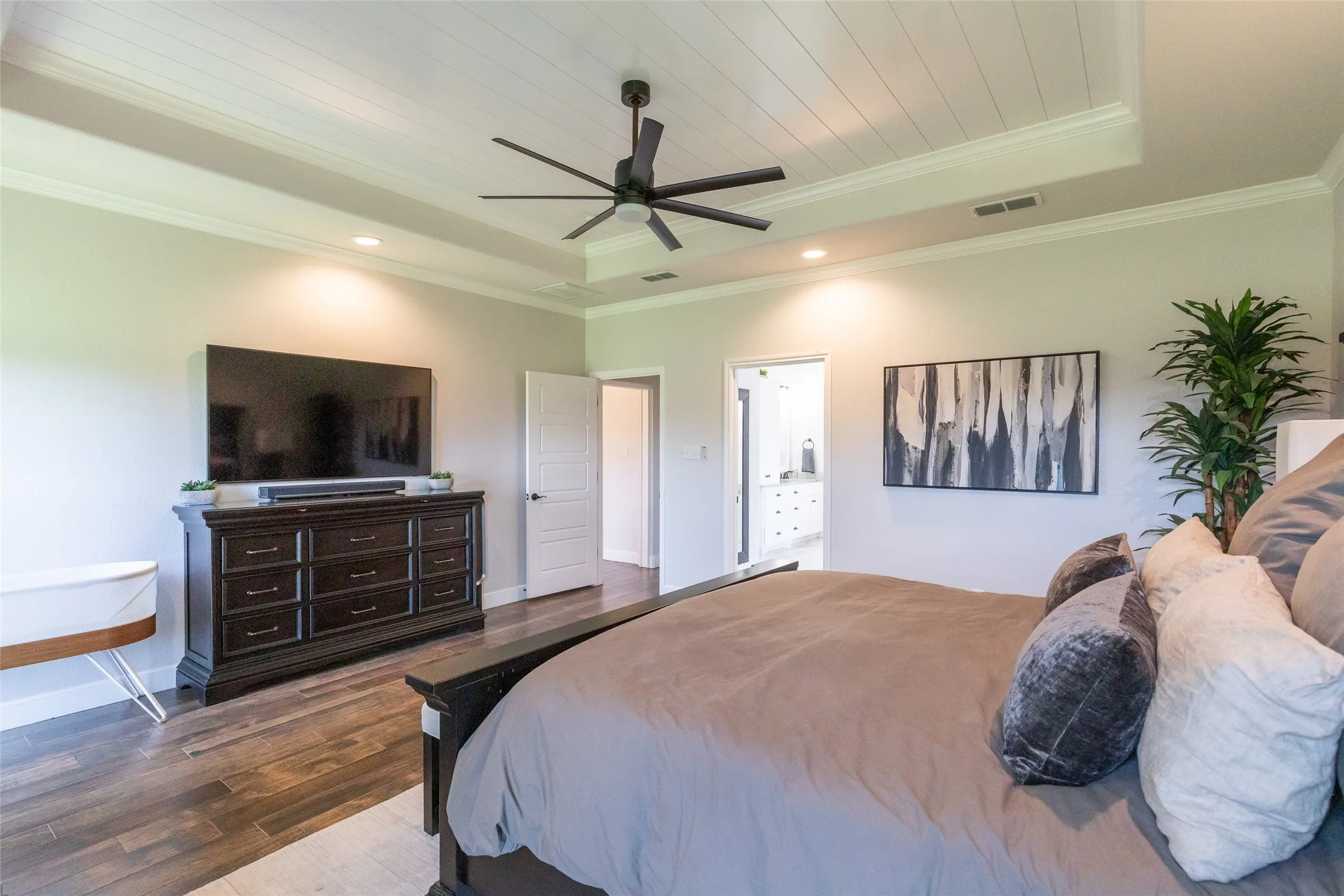 Single Family Residence For Sale in Taylor County , 109 Dorado Court, Abilene, Texas 79602, 4 Bedroom, 3 Bathroom, 3 Garage spaces, 2,990 Sqft, built in 2020, mls#21318765, Real Estate Agent in Abilene, Homes For Sale in Taylor county, Homes For Sale in Abilene, Realtor in Abilene Texas, Real Estate Brokerage Independent Realty Texas, Luminita Cordes Realtor