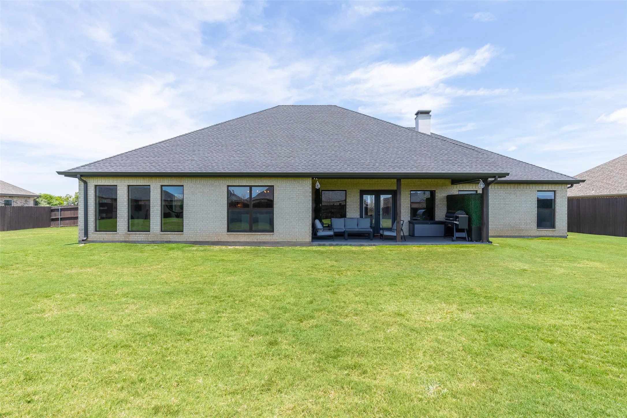 Single Family Residence For Sale in Taylor County , 109 Dorado Court, Abilene, Texas 79602, 4 Bedroom, 3 Bathroom, 3 Garage spaces, 2,990 Sqft, built in 2020, mls#21318765, Real Estate Agent in Abilene, Homes For Sale in Taylor county, Homes For Sale in Abilene, Realtor in Abilene Texas, Real Estate Brokerage Independent Realty Texas, Luminita Cordes Realtor
