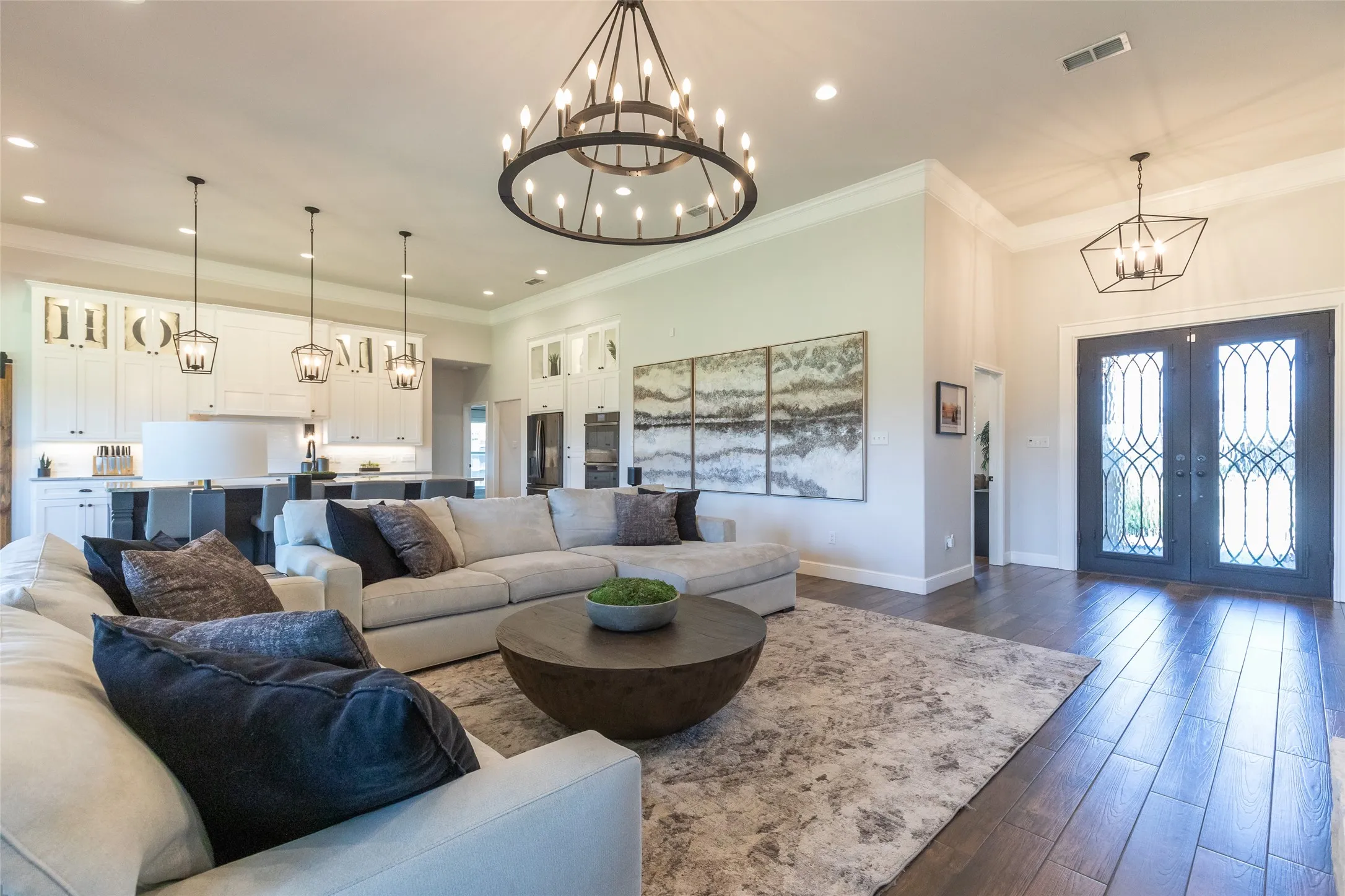 Single Family Residence For Sale in Taylor County , 109 Dorado Court, Abilene, Texas 79602, 4 Bedroom, 3 Bathroom, 3 Garage spaces, 2,990 Sqft, built in 2020, mls#21318765, Real Estate Agent in Abilene, Homes For Sale in Taylor county, Homes For Sale in Abilene, Realtor in Abilene Texas, Real Estate Brokerage Independent Realty Texas, Luminita Cordes Realtor