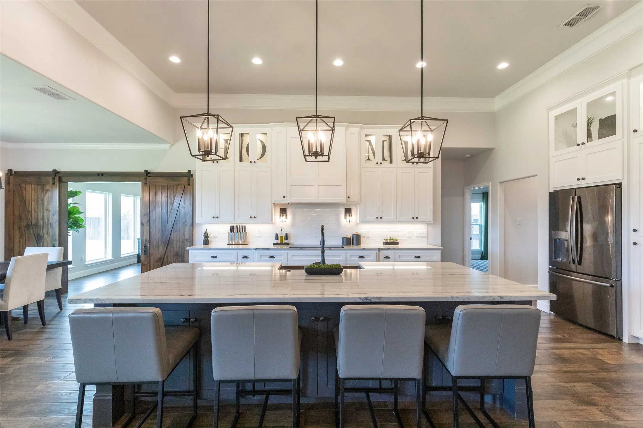 Single Family Residence For Sale in Taylor County , 109 Dorado Court, Abilene, Texas 79602, 4 Bedroom, 3 Bathroom, 3 Garage spaces, 2,990 Sqft, built in 2020, mls#21318765, Real Estate Agent in Abilene, Homes For Sale in Taylor county, Homes For Sale in Abilene, Realtor in Abilene Texas, Real Estate Brokerage Independent Realty Texas, Luminita Cordes Realtor