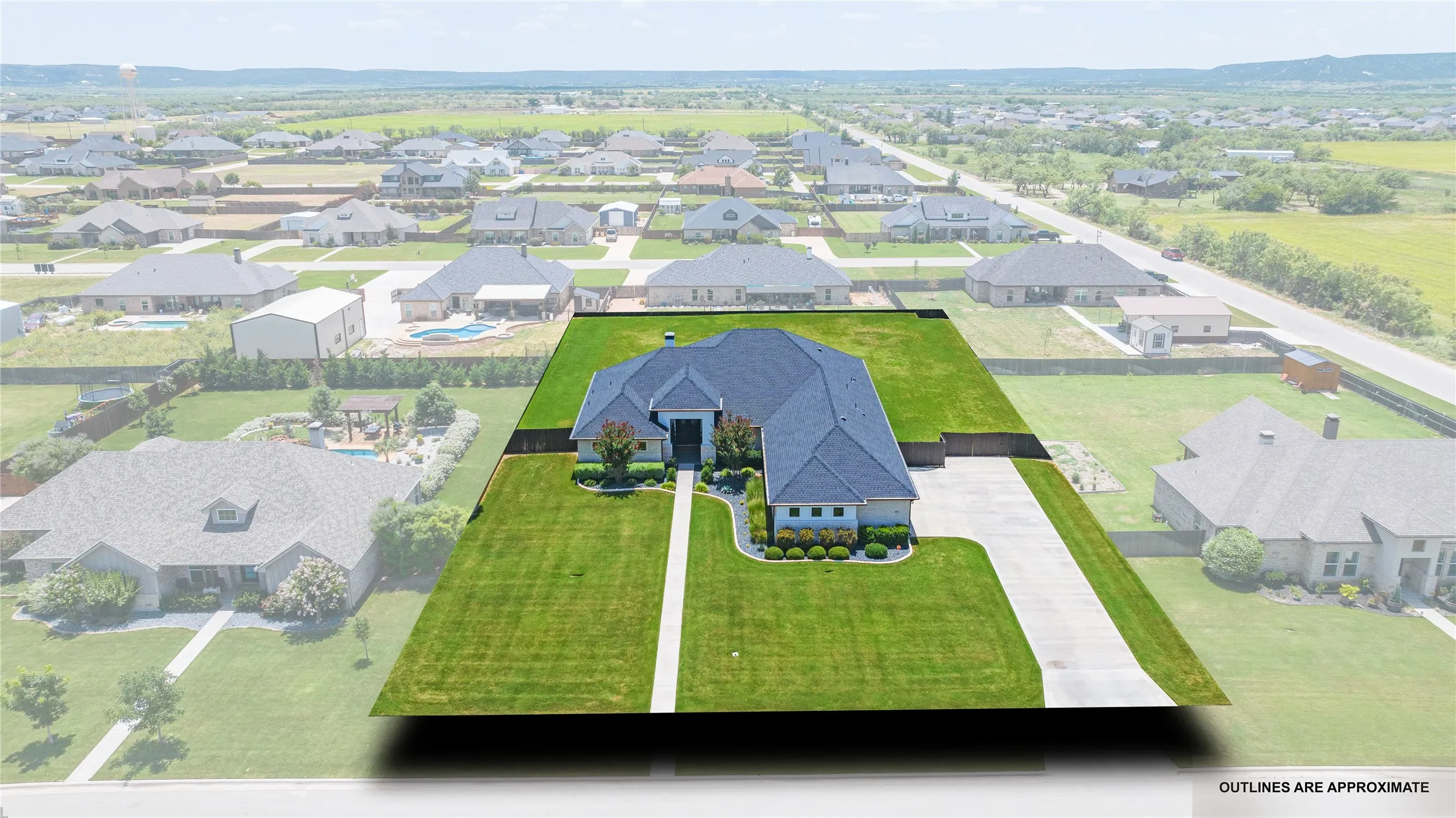 Single Family Residence For Sale in Taylor County , 109 Dorado Court, Abilene, Texas 79602, 4 Bedroom, 3 Bathroom, 3 Garage spaces, 2,990 Sqft, built in 2020, mls#21318765, Real Estate Agent in Abilene, Homes For Sale in Taylor county, Homes For Sale in Abilene, Realtor in Abilene Texas, Real Estate Brokerage Independent Realty Texas, Luminita Cordes Realtor